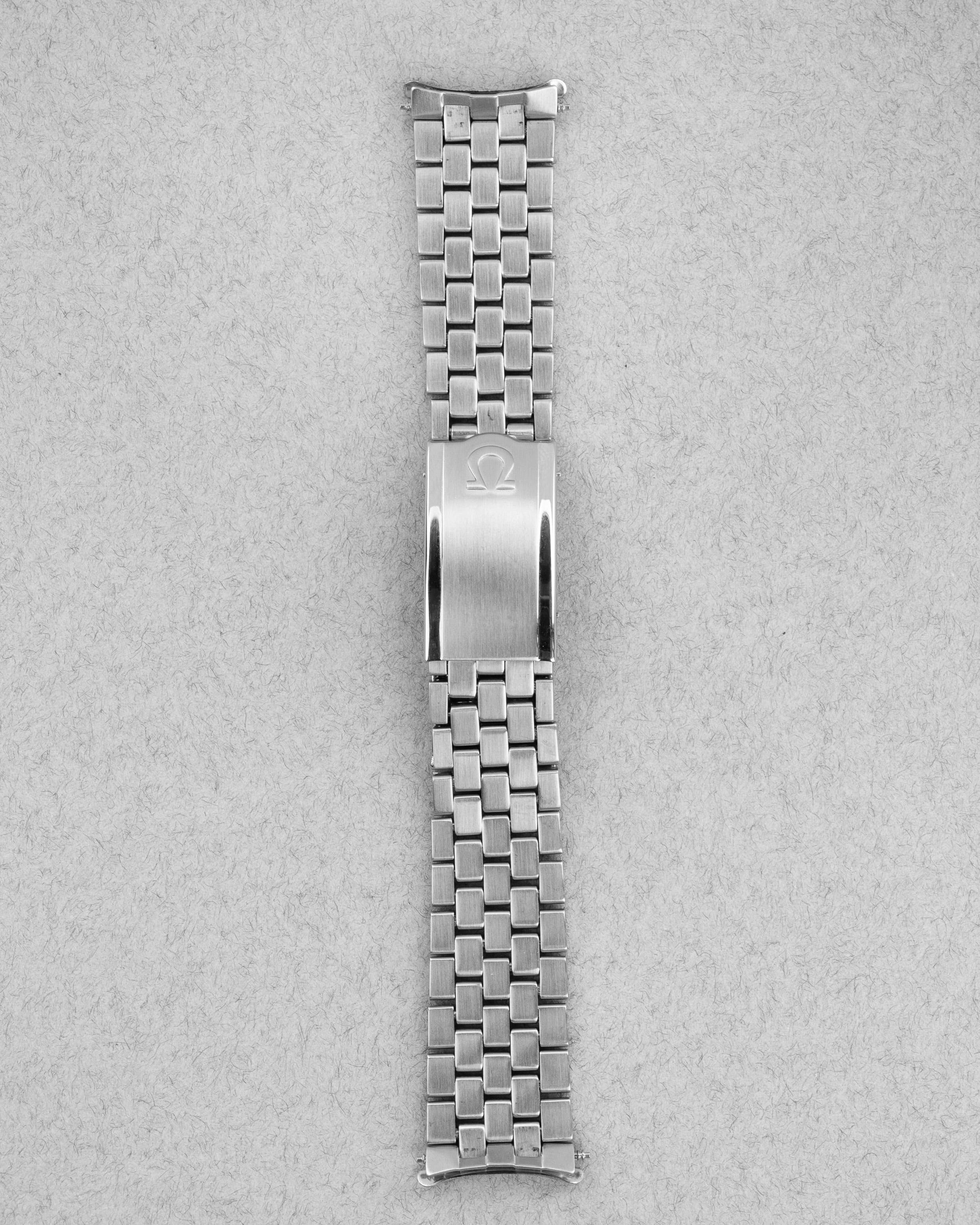 19KE Omega Constellation 168.017 de 1966 – Collector's Set - Bracelet Front