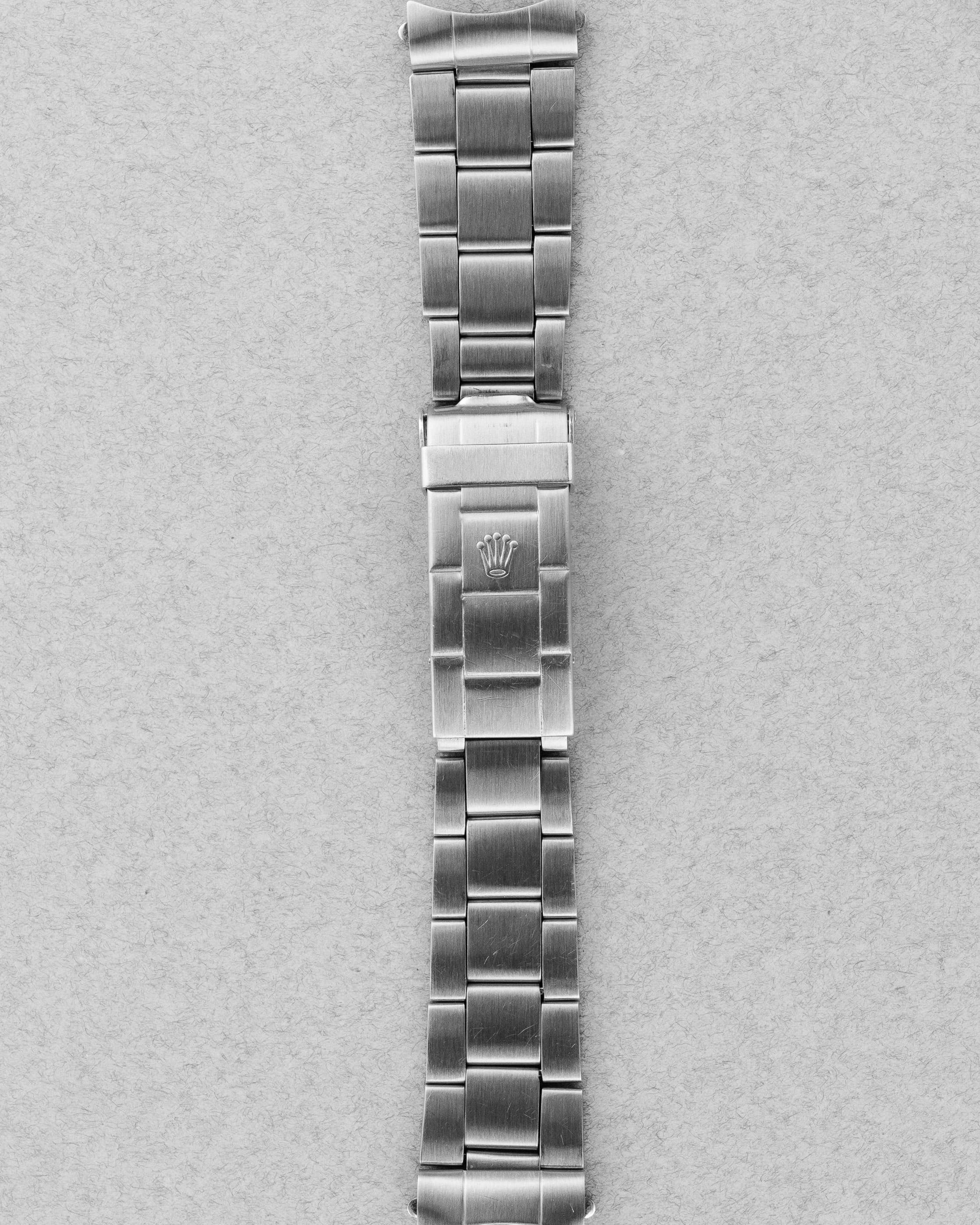 1WQV Rolex Submariner Date 1680 « Red Sub Mark IV » de 1971 - Bracelet Front