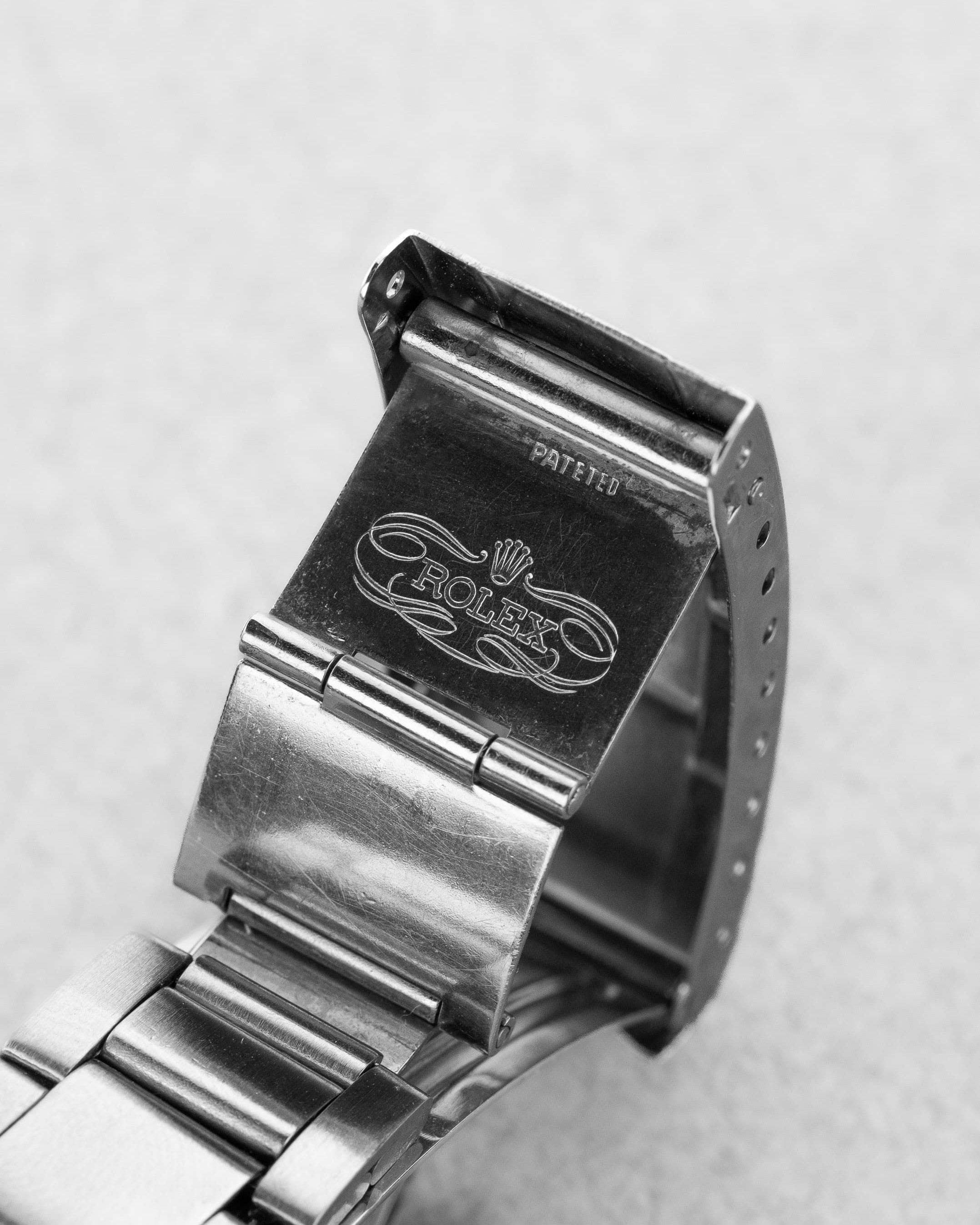 1WQV Rolex Submariner Date 1680 « Red Sub Mark IV » de 1971 - Feature