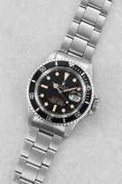 1WQV Rolex Submariner Date 1680 « Red Sub Mark IV » de 1971 - Three Quarters