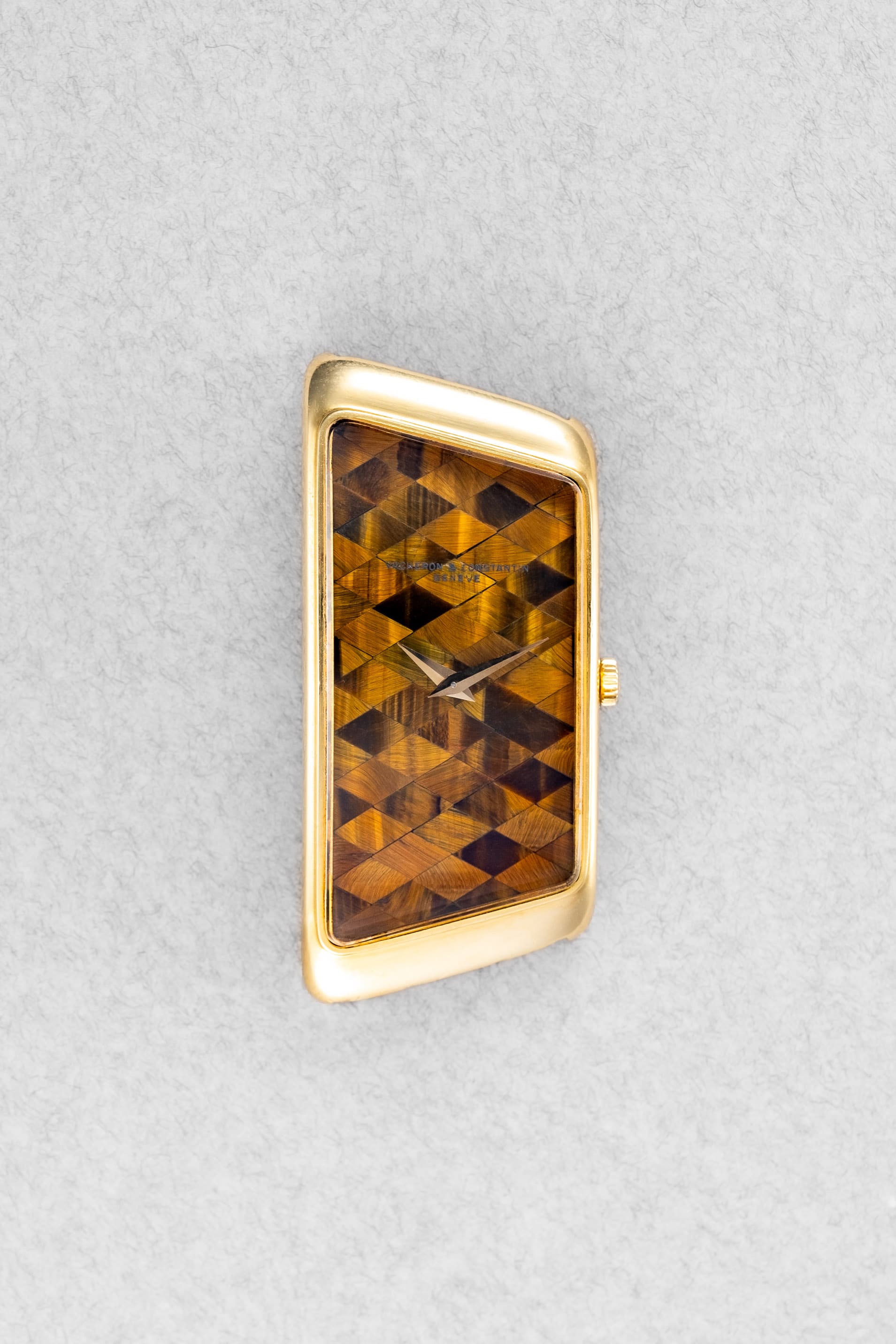 2YEY Extraordinary Vacheron & Constantin Prestige de la France in Yellow Gold & Tiger's Eye Marquetry, Sold in 1976 – Full Set & Unique - Front