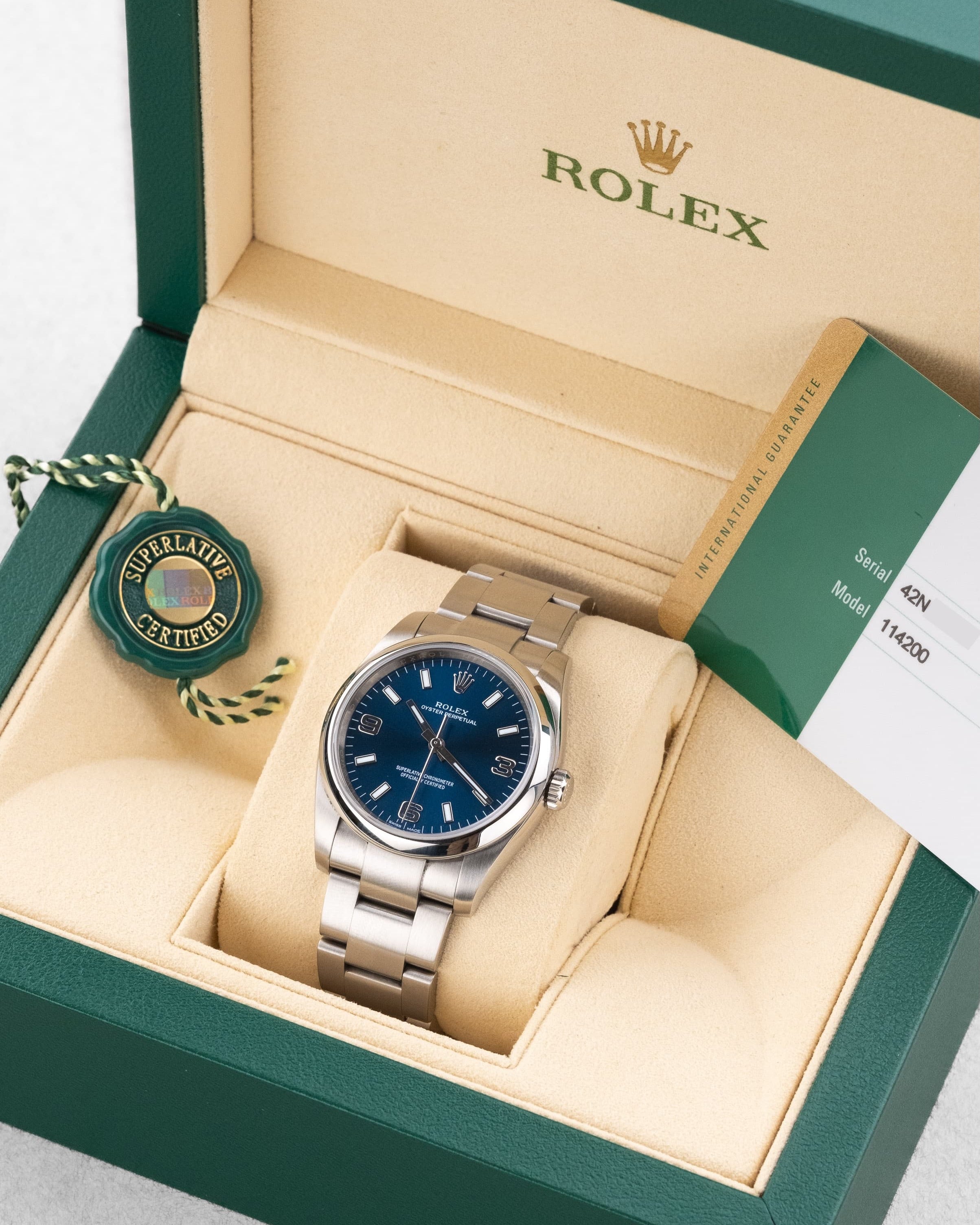 3WCY Rolex Oyster Perpetual 34 réf. 114200 de 2018 – Cadran bleu « Explorer 3-6-9 », Parfait état et Full Set - Overview