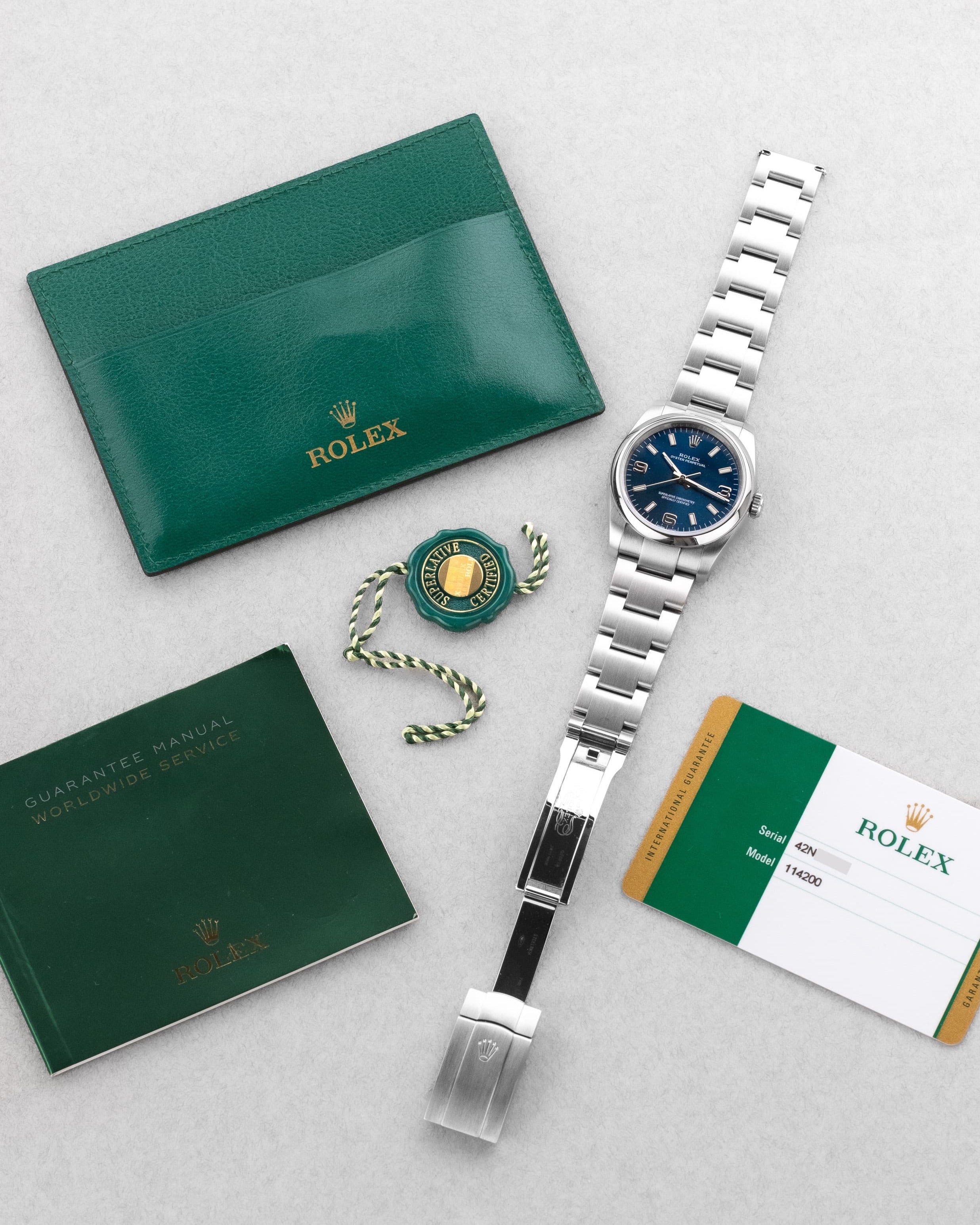 3WCY Rolex Oyster Perpetual 34 réf. 114200 de 2018 – Cadran bleu « Explorer 3-6-9 », Parfait état et Full Set - Set