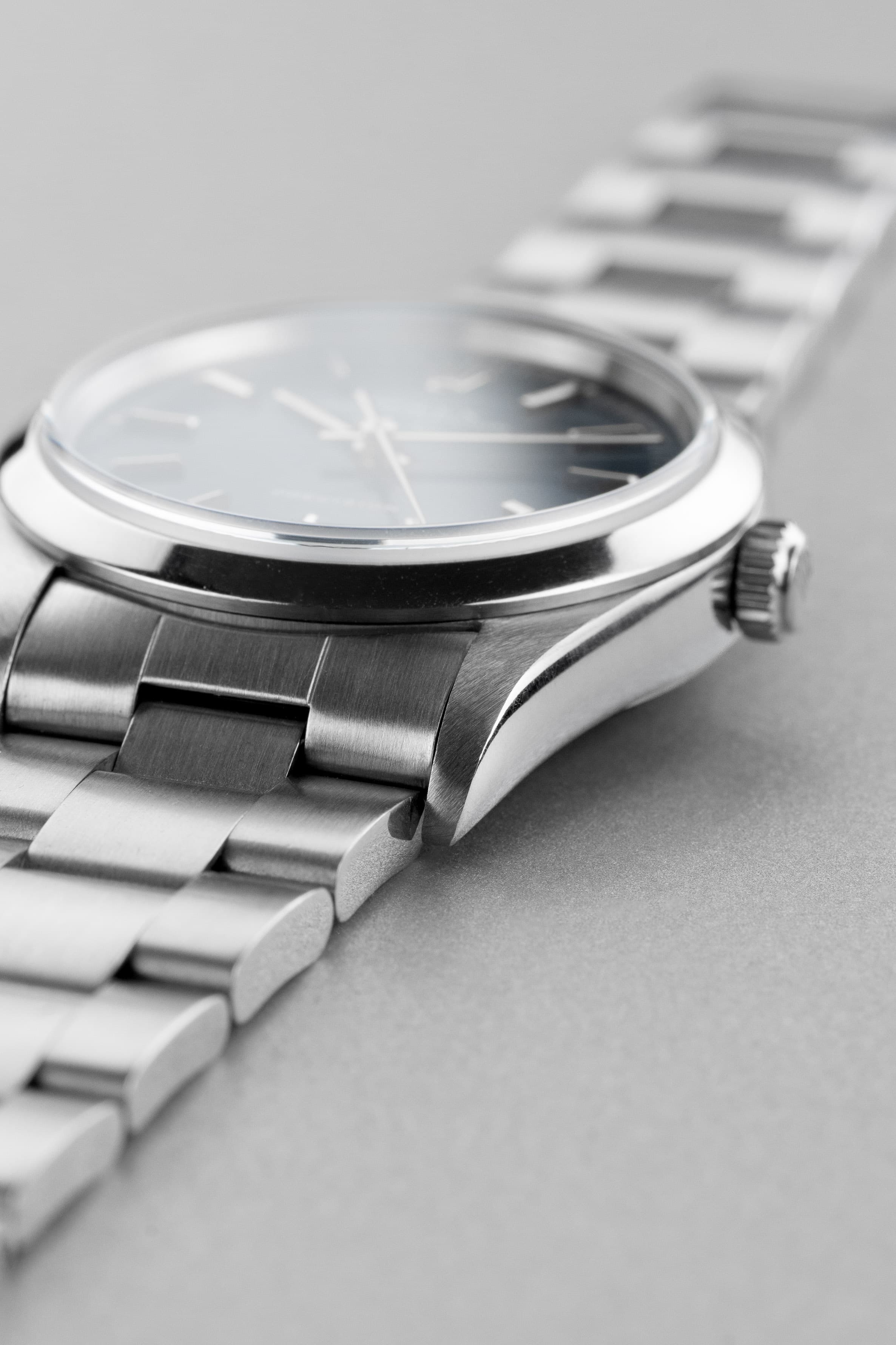 4KEG Rolex Air-King ref. 14000 del 1996 – Quadrante blu - Lato destro