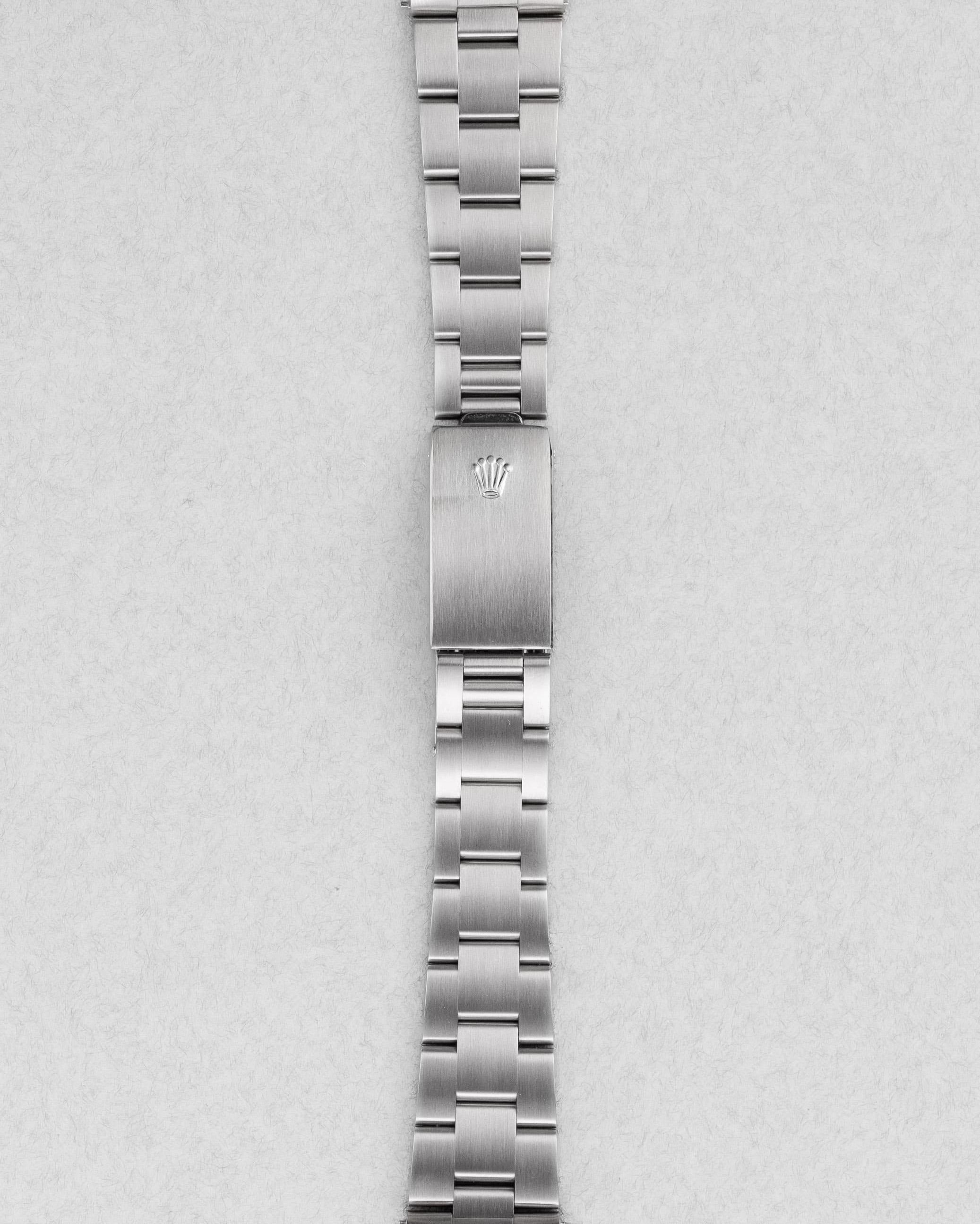 4S6Y Rolex Oyster Perpetual Date réf. 15200 de 2000 – Cadran « Silver » - Bracelet Front