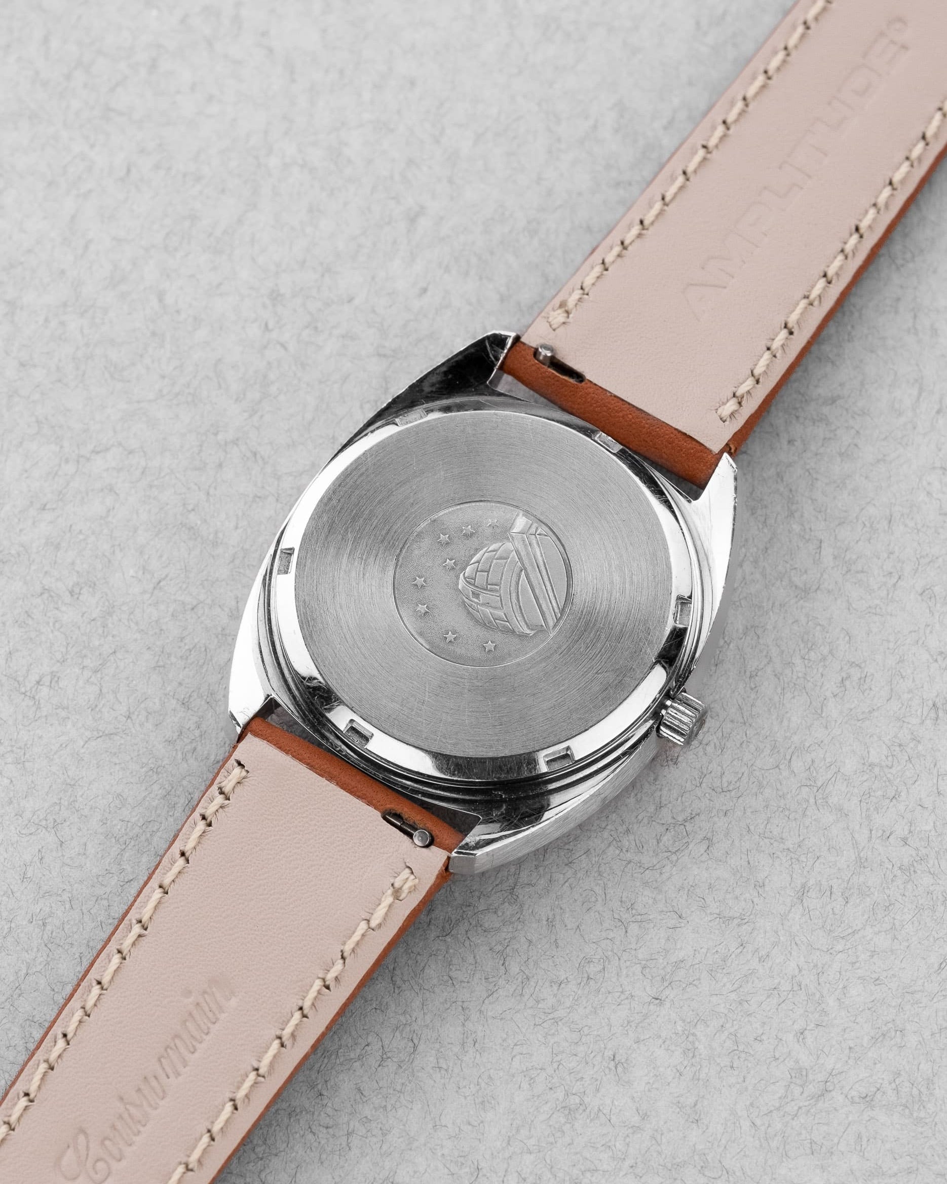 8ZBR Omega Constellation « C-Shape » ST 168.0056 de 1973 - Back