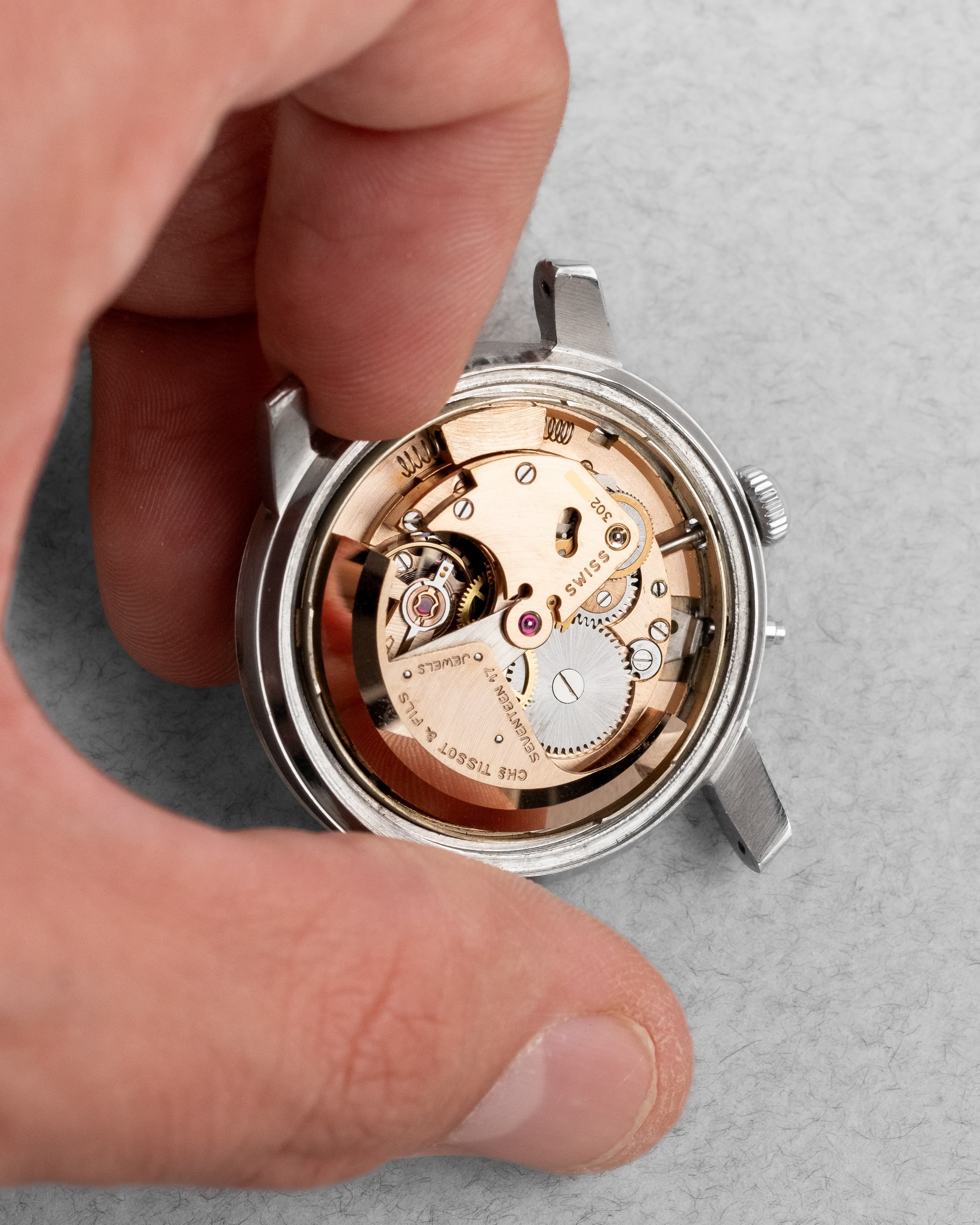 58TV Rare Tissot Navigator World Time réf. 4002-1 en acier de 1951 – Première génération - Back