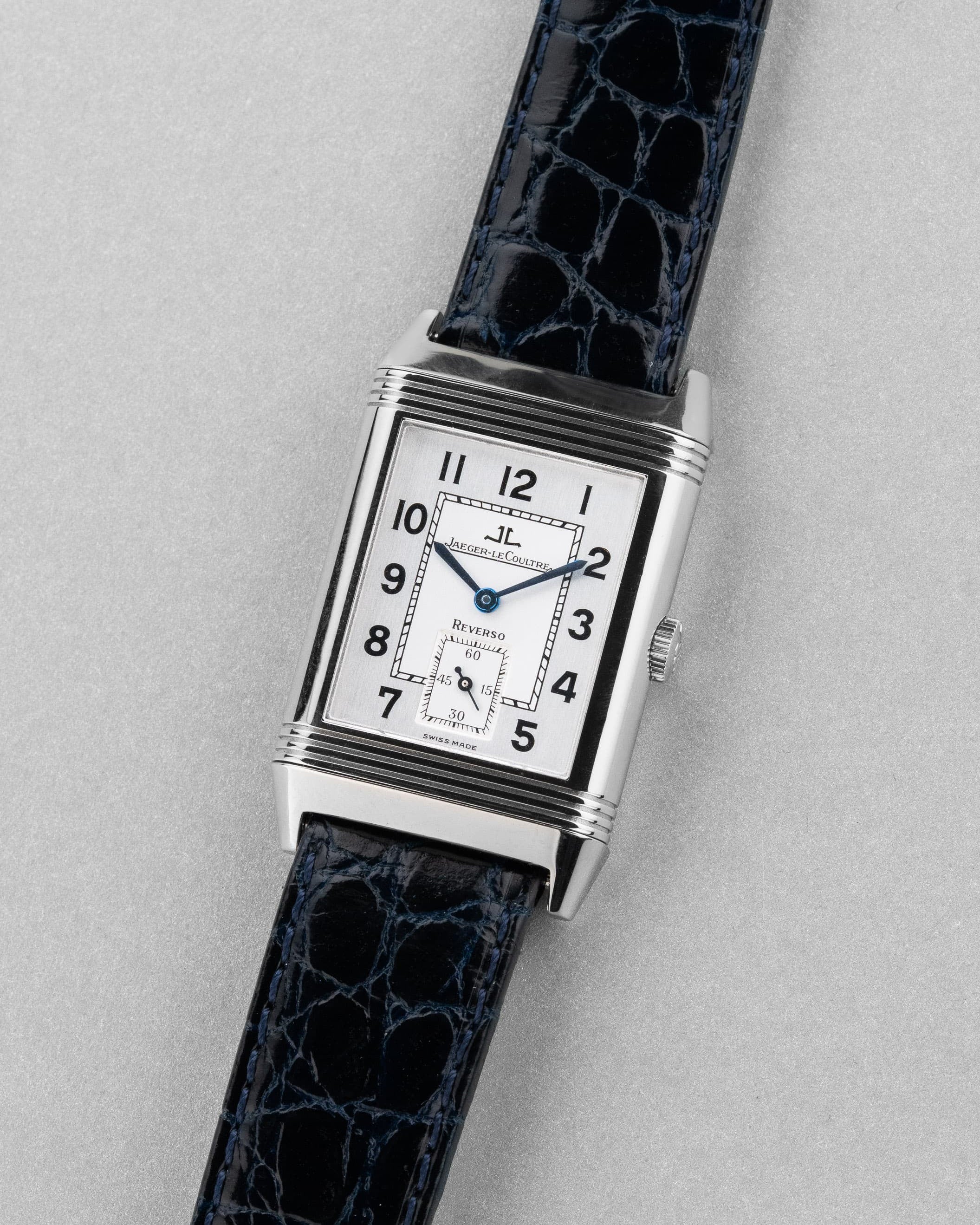 5JQK Jaeger-LeCoultre Reverso « Grande Taille » en acier, réf. 270.8.62/Q2708410 - Three Quarters