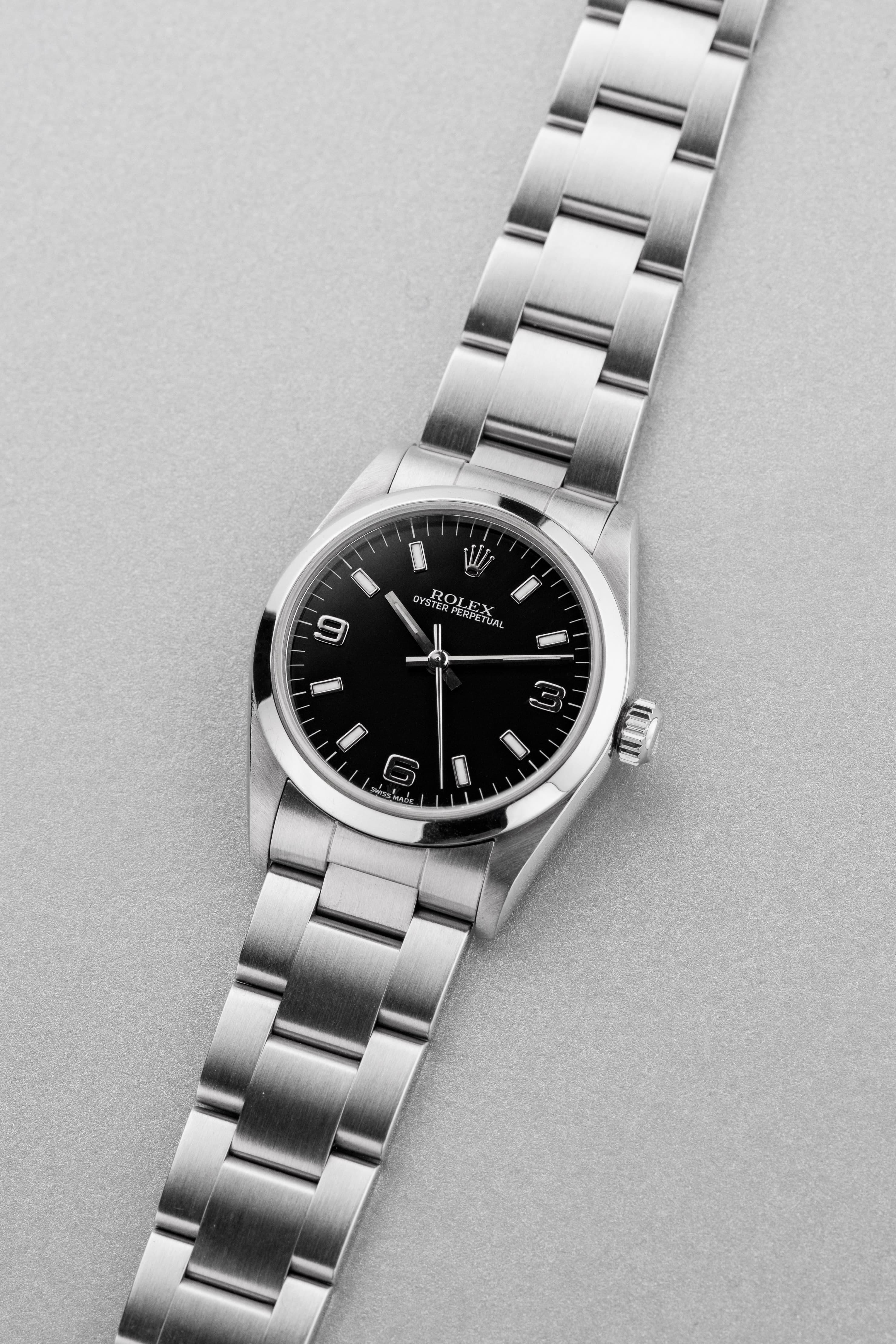 5WWQ Rolex Oyster Perpetual 31 ref. 77080 del 2000 – Quadrante nero «Explorer 3-6-9» - Tre quarti