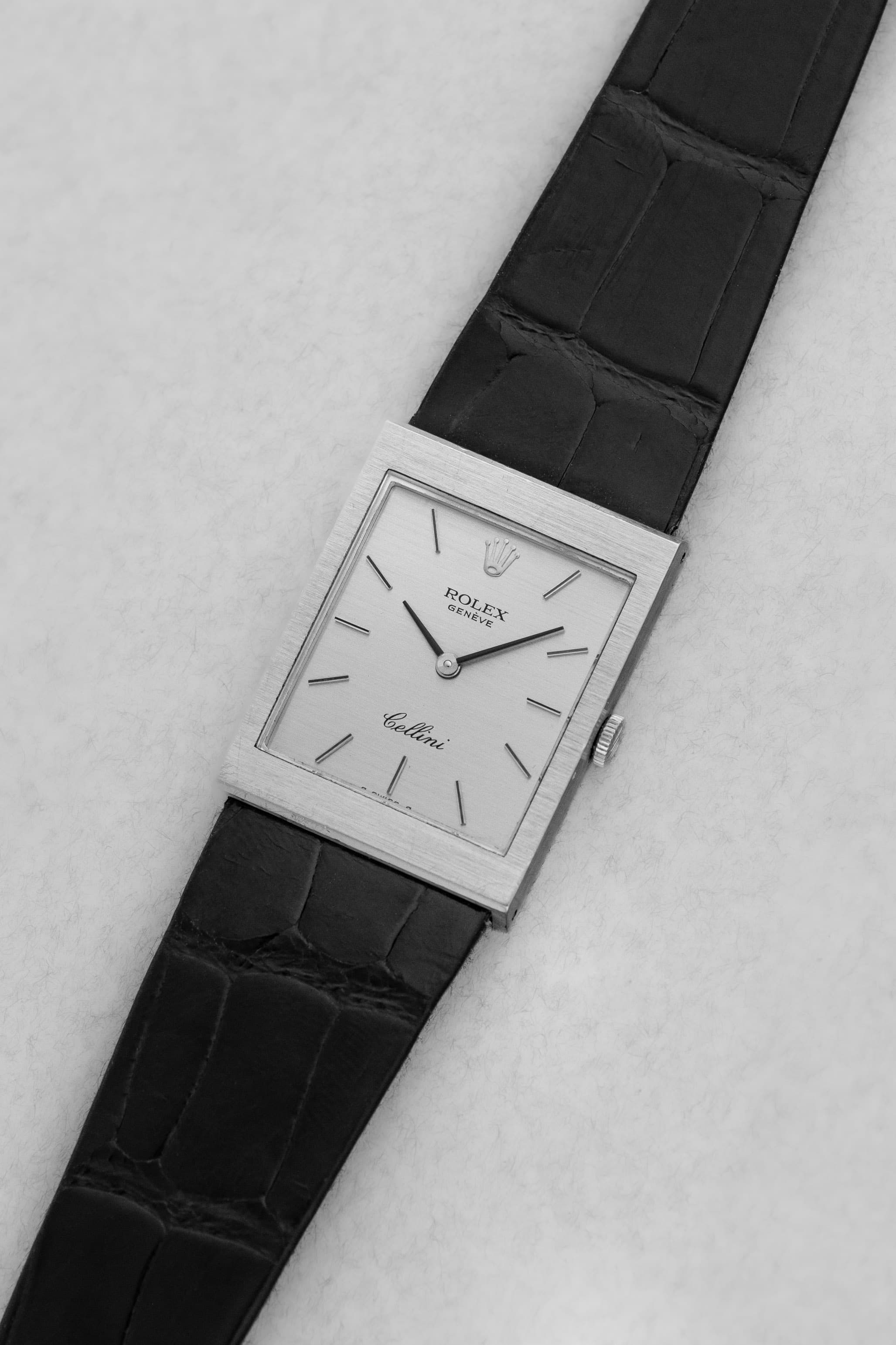 6ZEM-4t Rolex Cellini ref. 4014 ホワイトゴールド、1976年製 – 未研磨 - 斜め45度