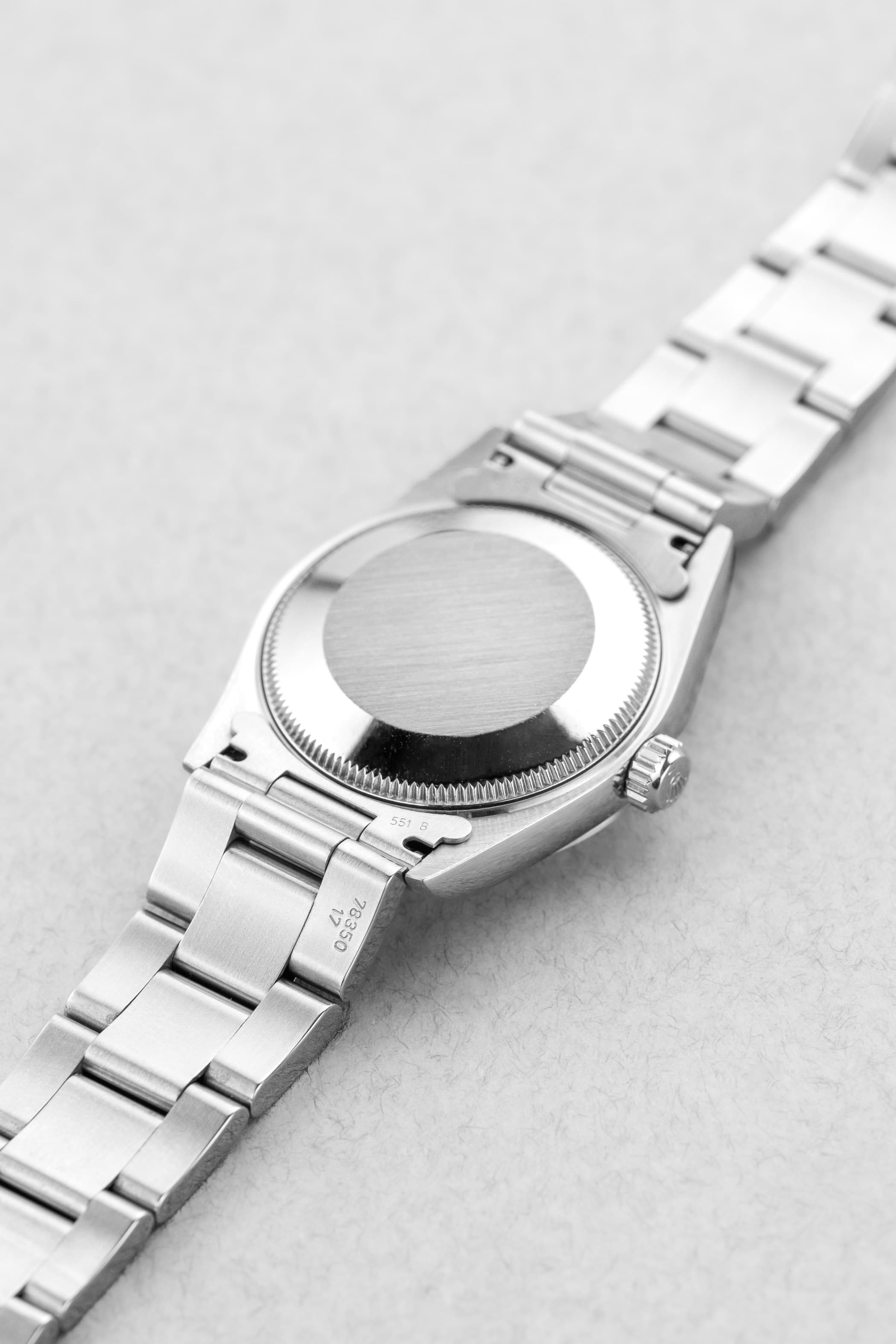 VN4D Rolex Oyster Perpetual 31 réf. 67480 de 1997-1998 – Cadran rose/saumon « Explorer 3-6-9 » - Back