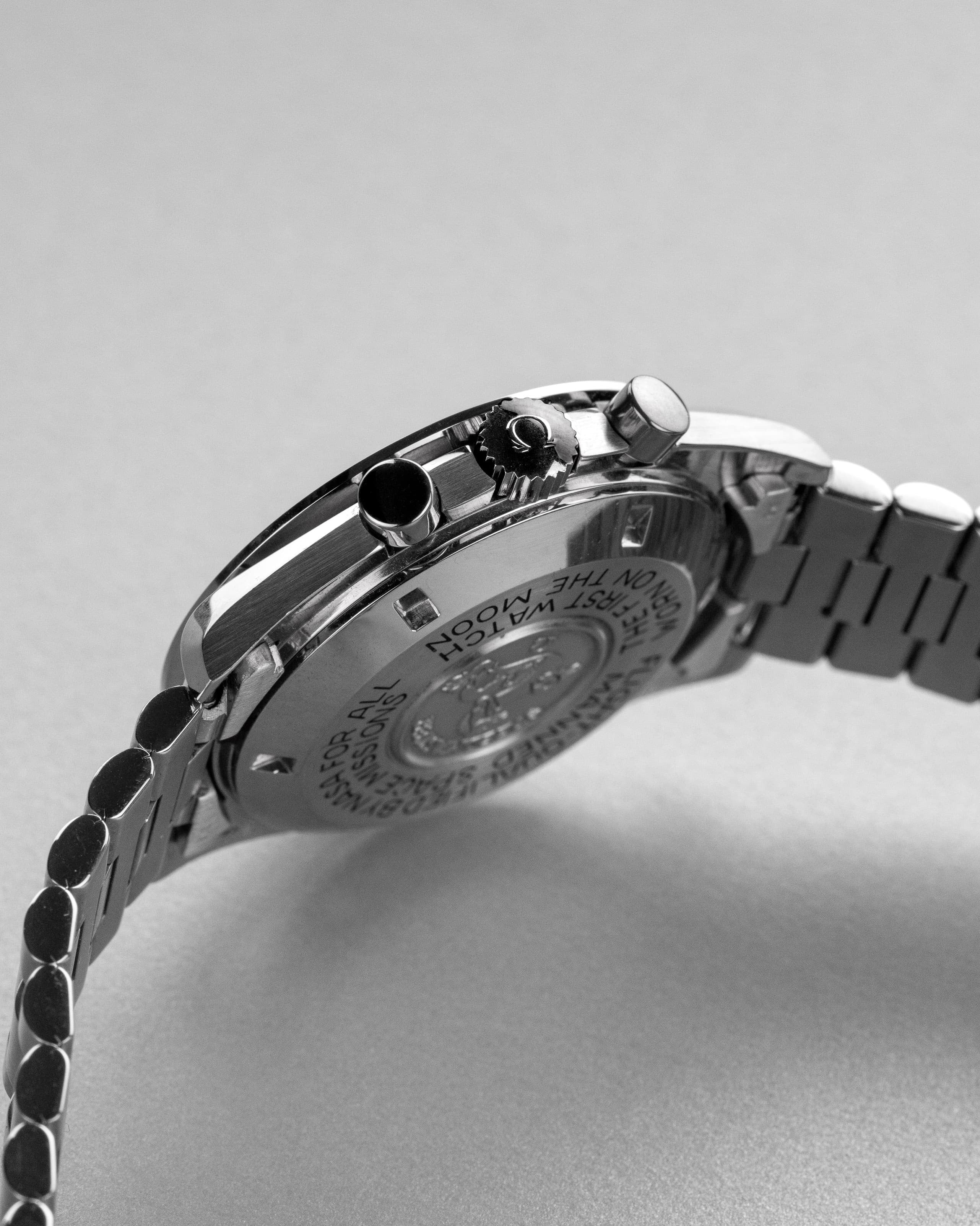 8H6E Omega Speedmaster Moonwatch ref. 3590.50/145.022 circa 1992 – Tritium patinato - Lato destro