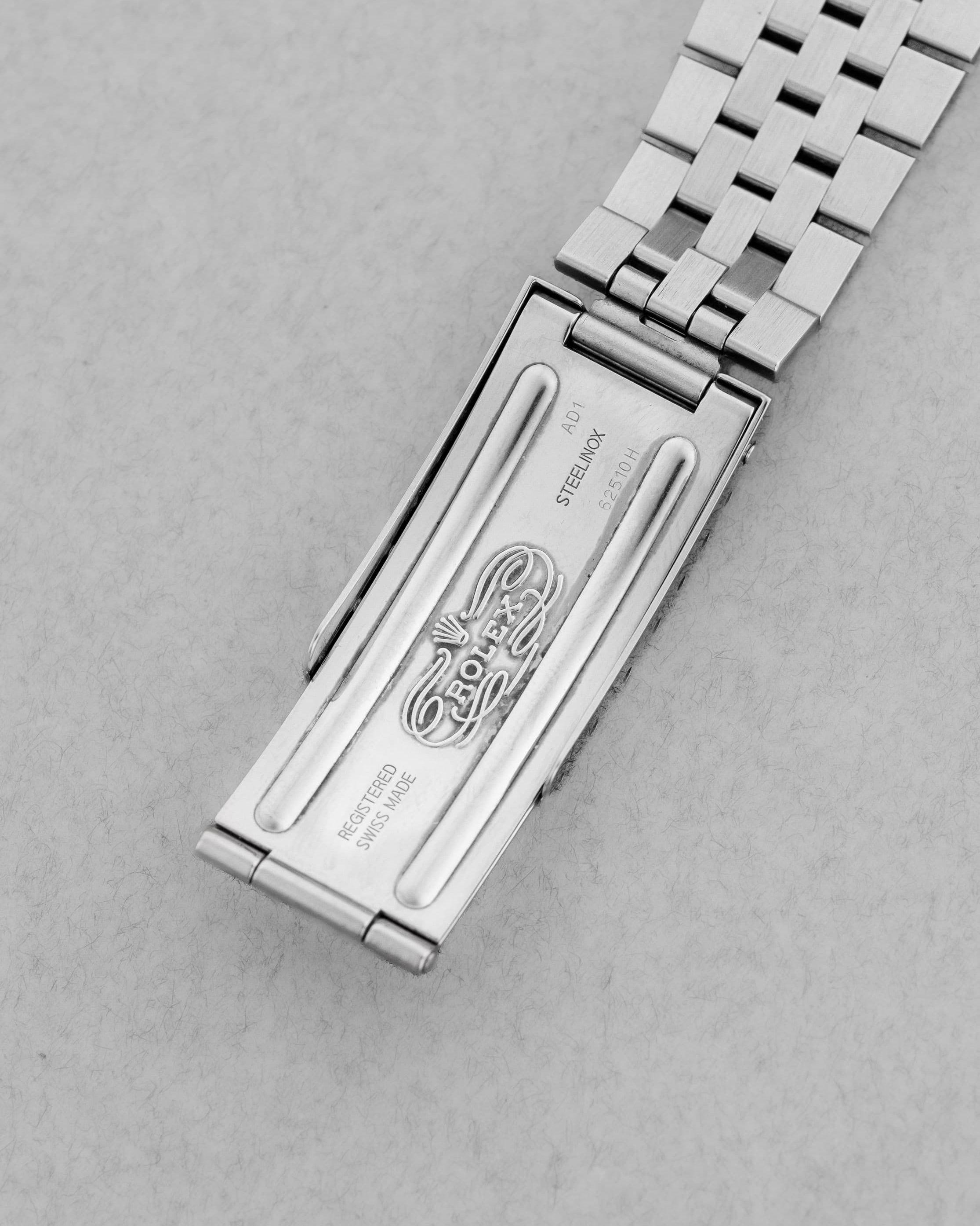 8JS8 Rolex Datejust réf. 16234 de 2003 – Cadran noir + Garantie d'origine - Buckle Inside