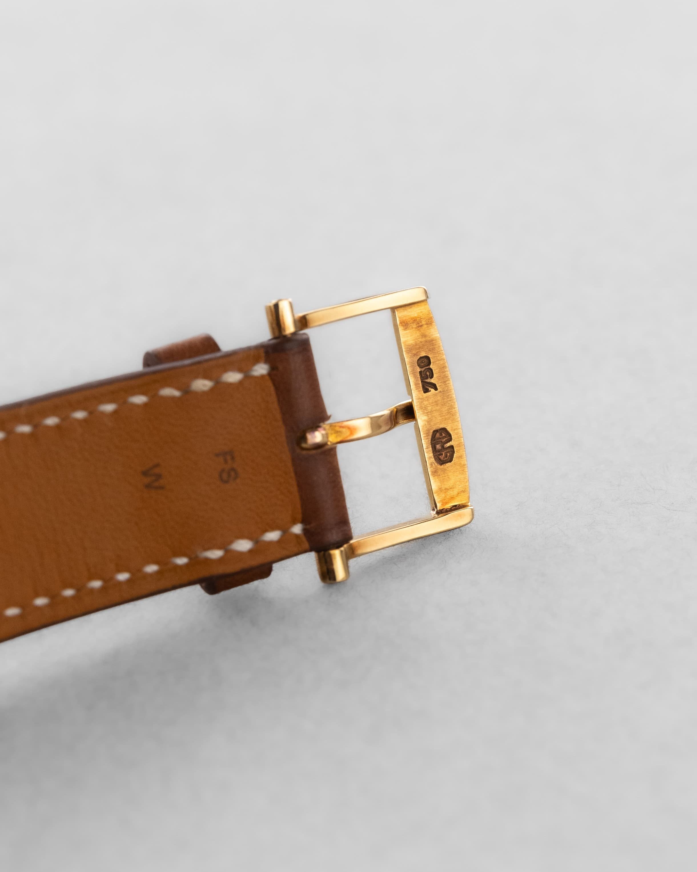 8TCB Extraordinaire Breguet « Empire » en or jaune, vendue en 1957 - Buckle Inside