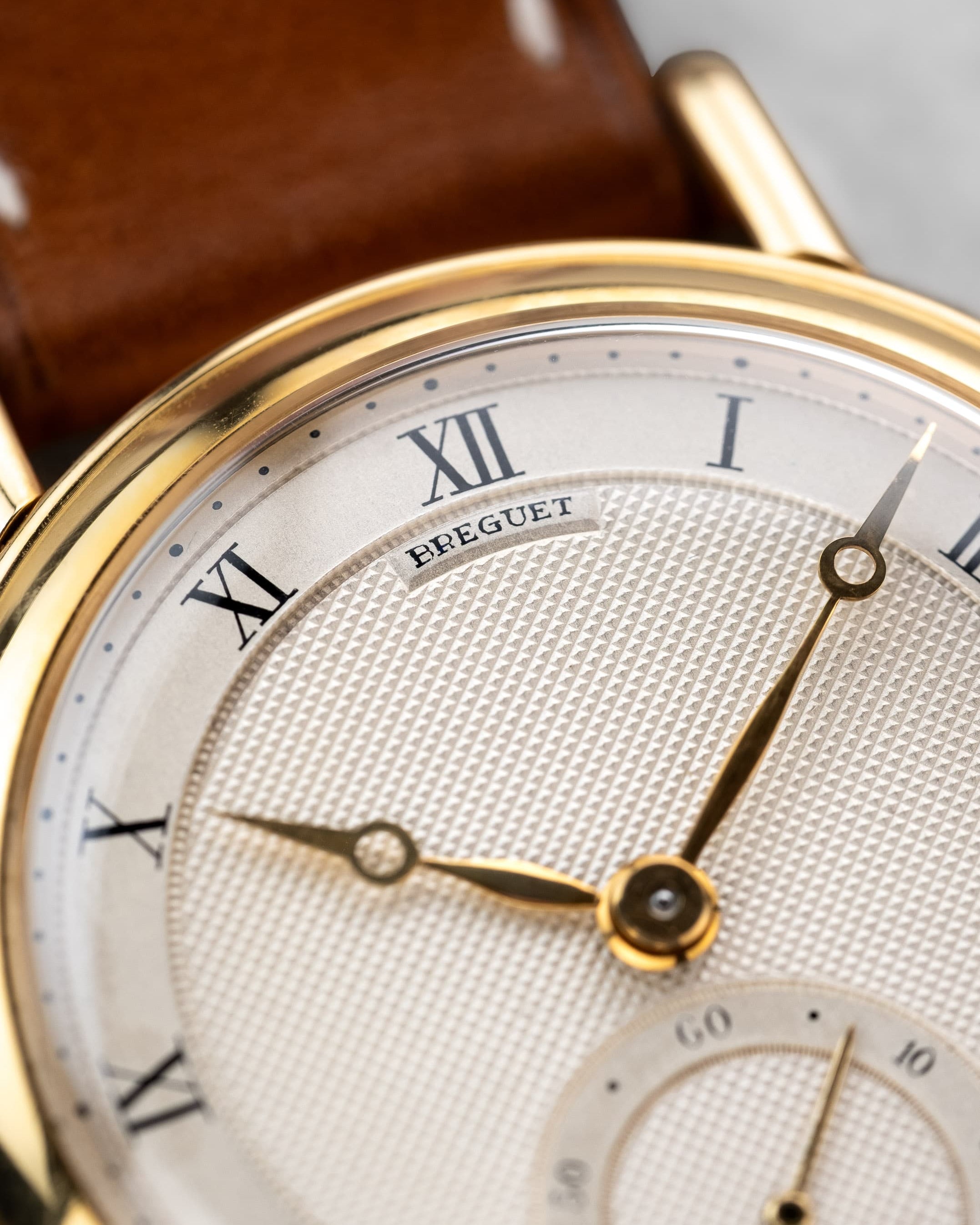 8TCB Extraordinaire Breguet « Empire » en or jaune, vendue en 1957 - Dial