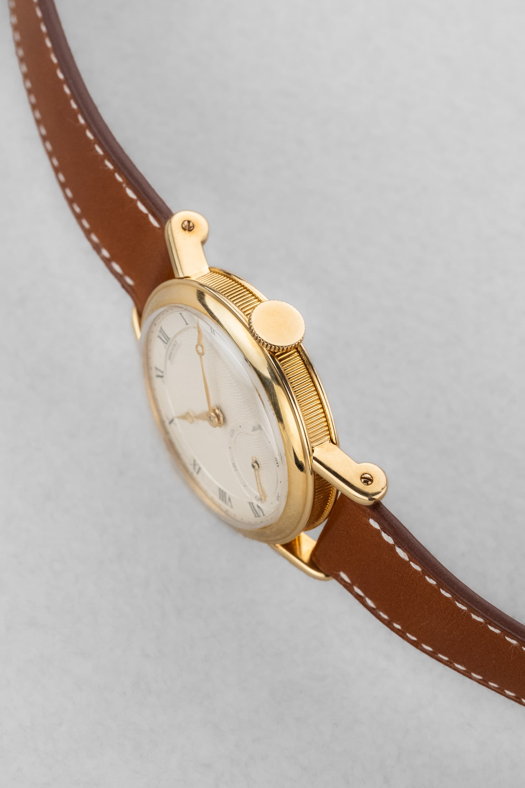 8TCB 非凡 Breguet「Empire」黃金腕錶,1957 年售出 - 右側