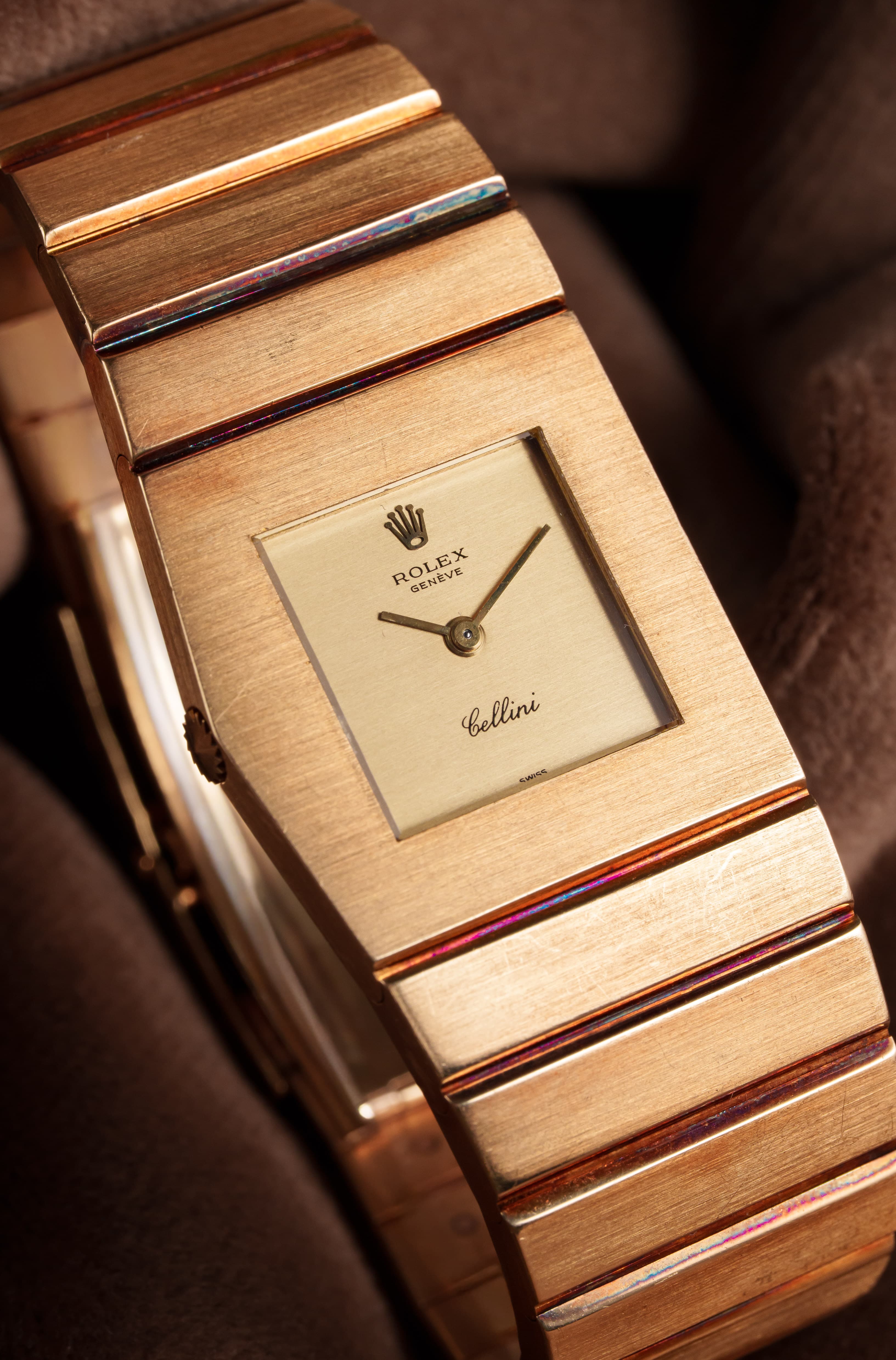 9F79 卓越したRolex King Midas/Cellini イエローゴールド製、ref. 9630、1963年 – 初代MIDAS - 斜め45度