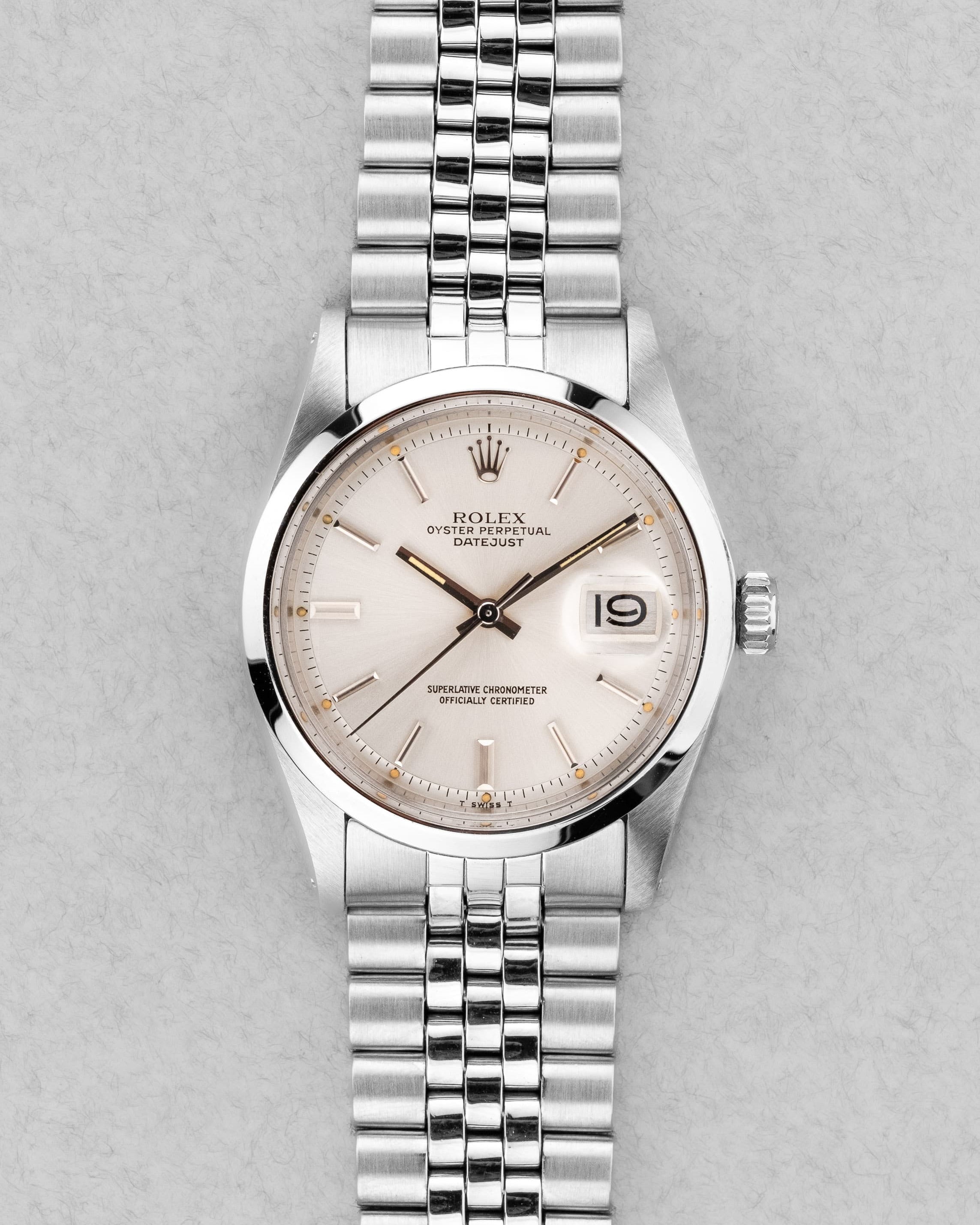 ADZN Rolex Datejust Ref. 1600 in Stahl von 1975 – „Silver“-Zifferblatt - Vorderseite