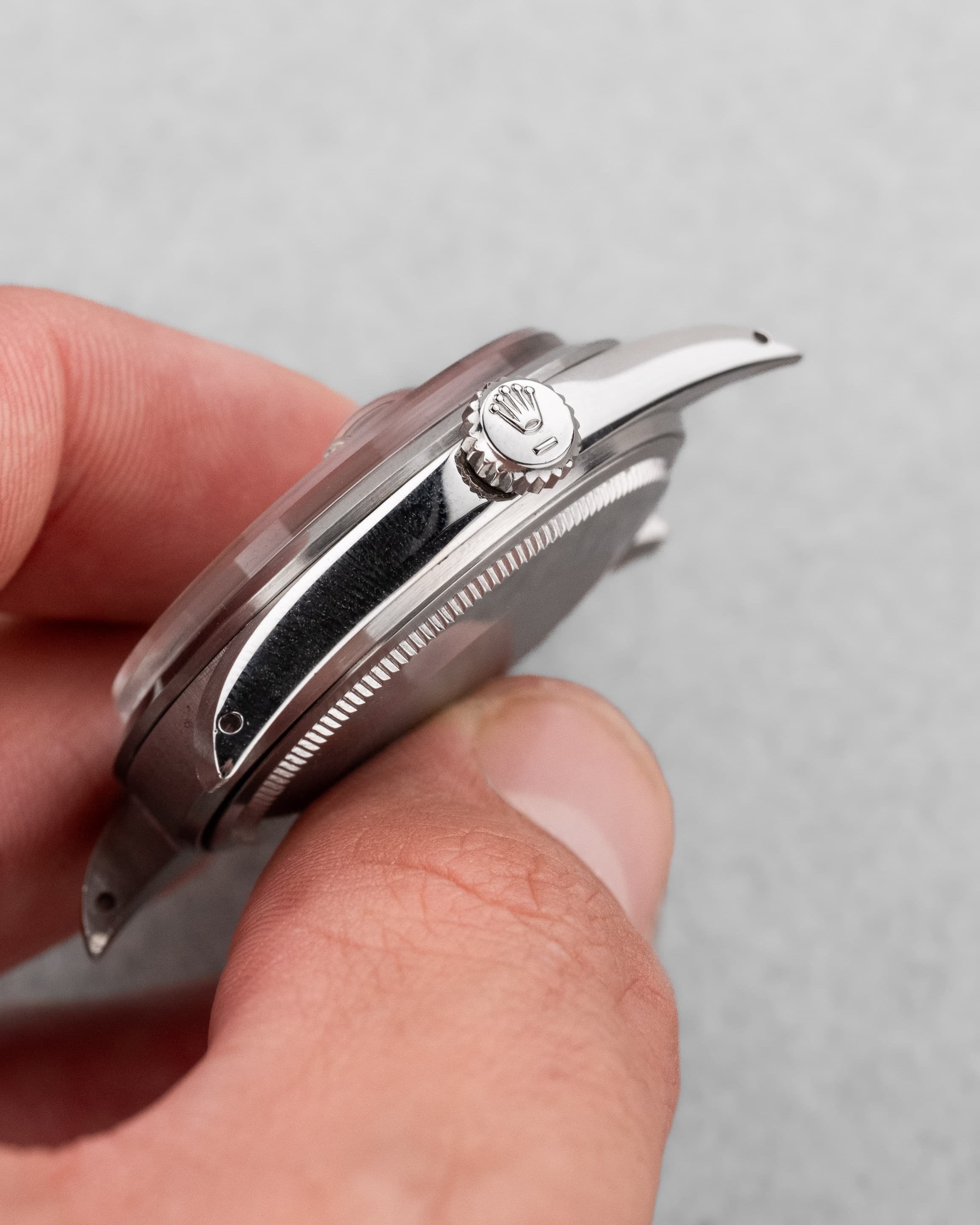 ADZN Rolex Datejust réf. 1600 en acier de 1975 – Cadran « Silver » - Right side