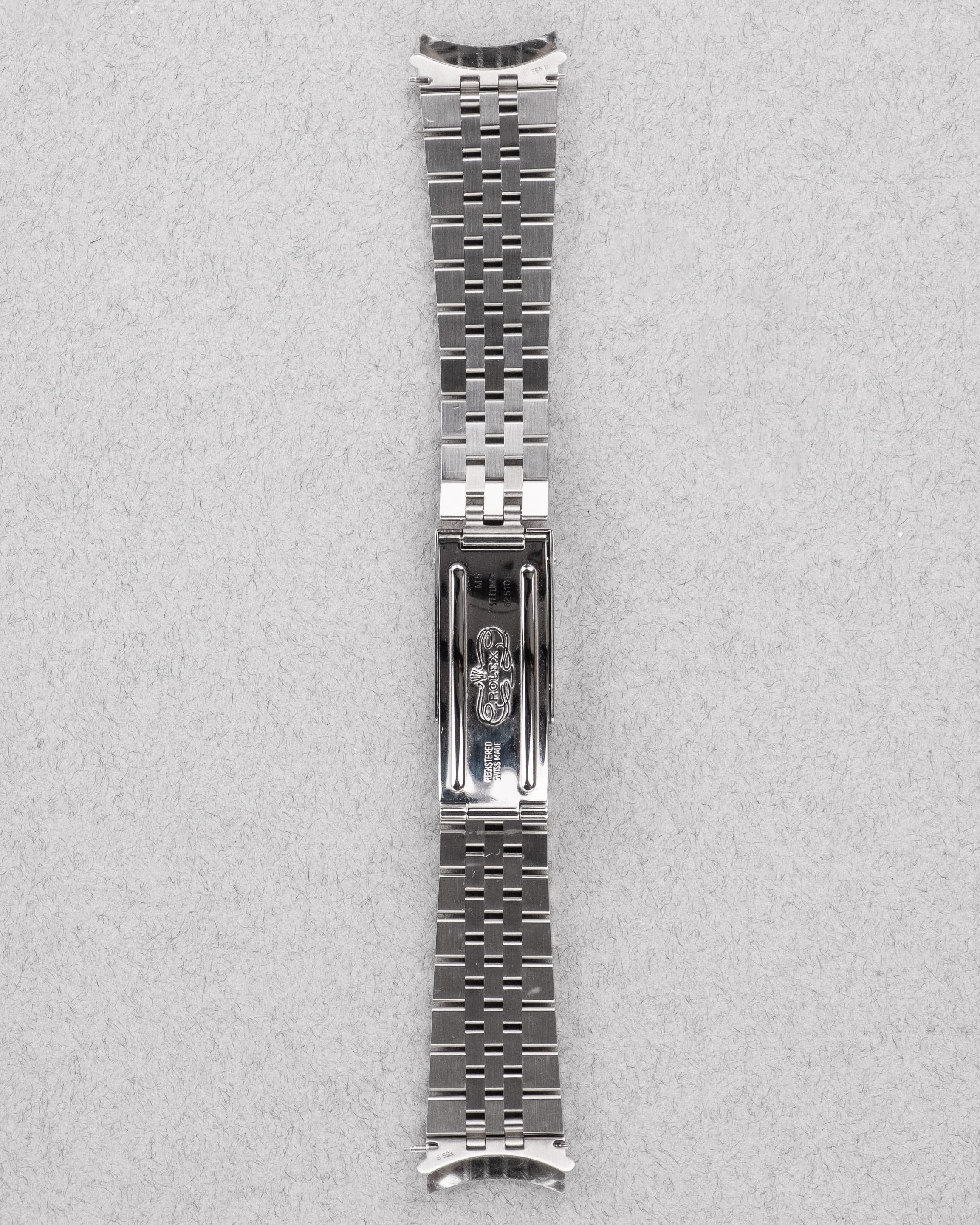 AT4P Rolex Datejust 1603 « Sigma » Silver de 1975 - Bracelet Back