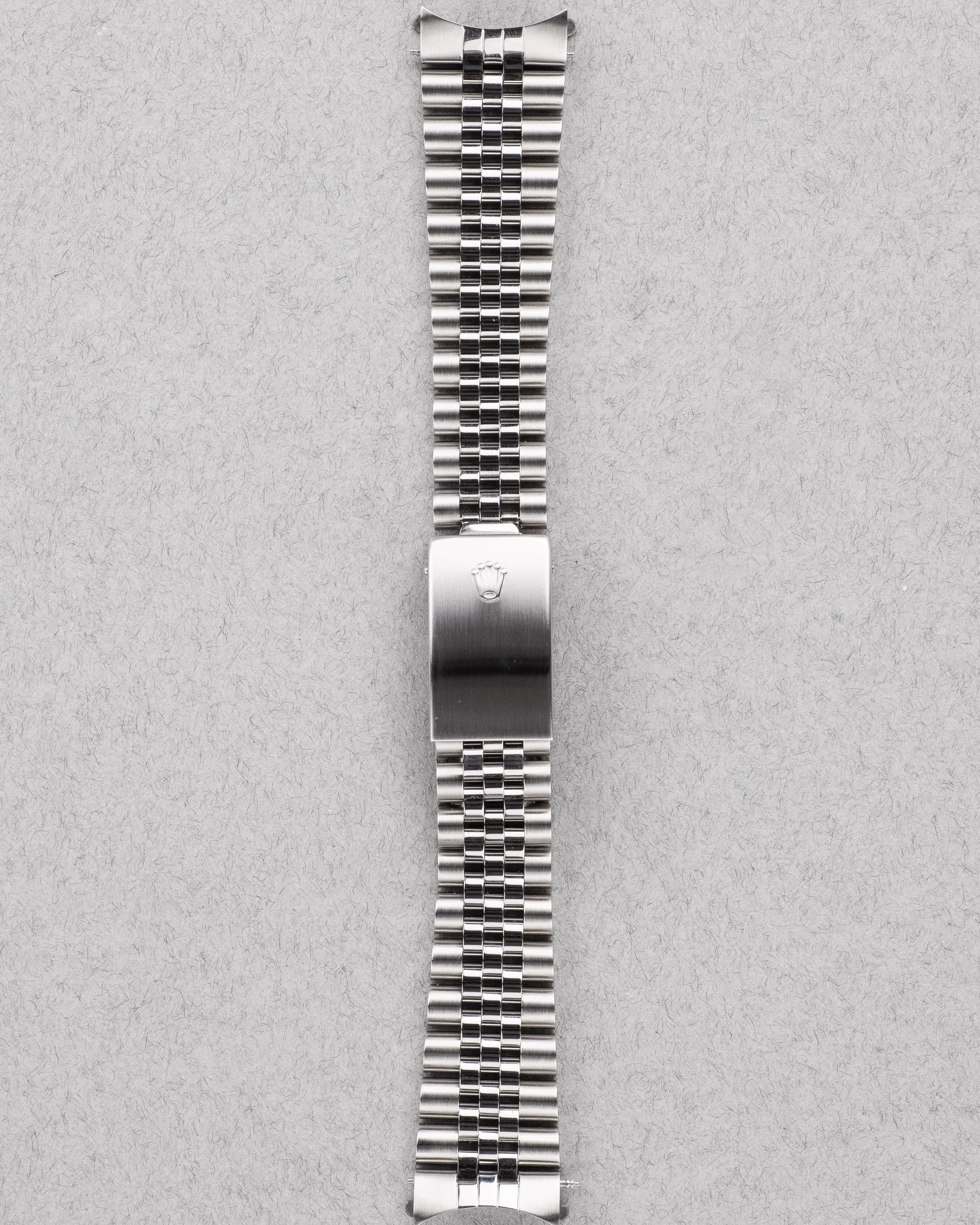 AT4P Rolex Datejust 1603 « Sigma » Silver de 1975 - Bracelet Front