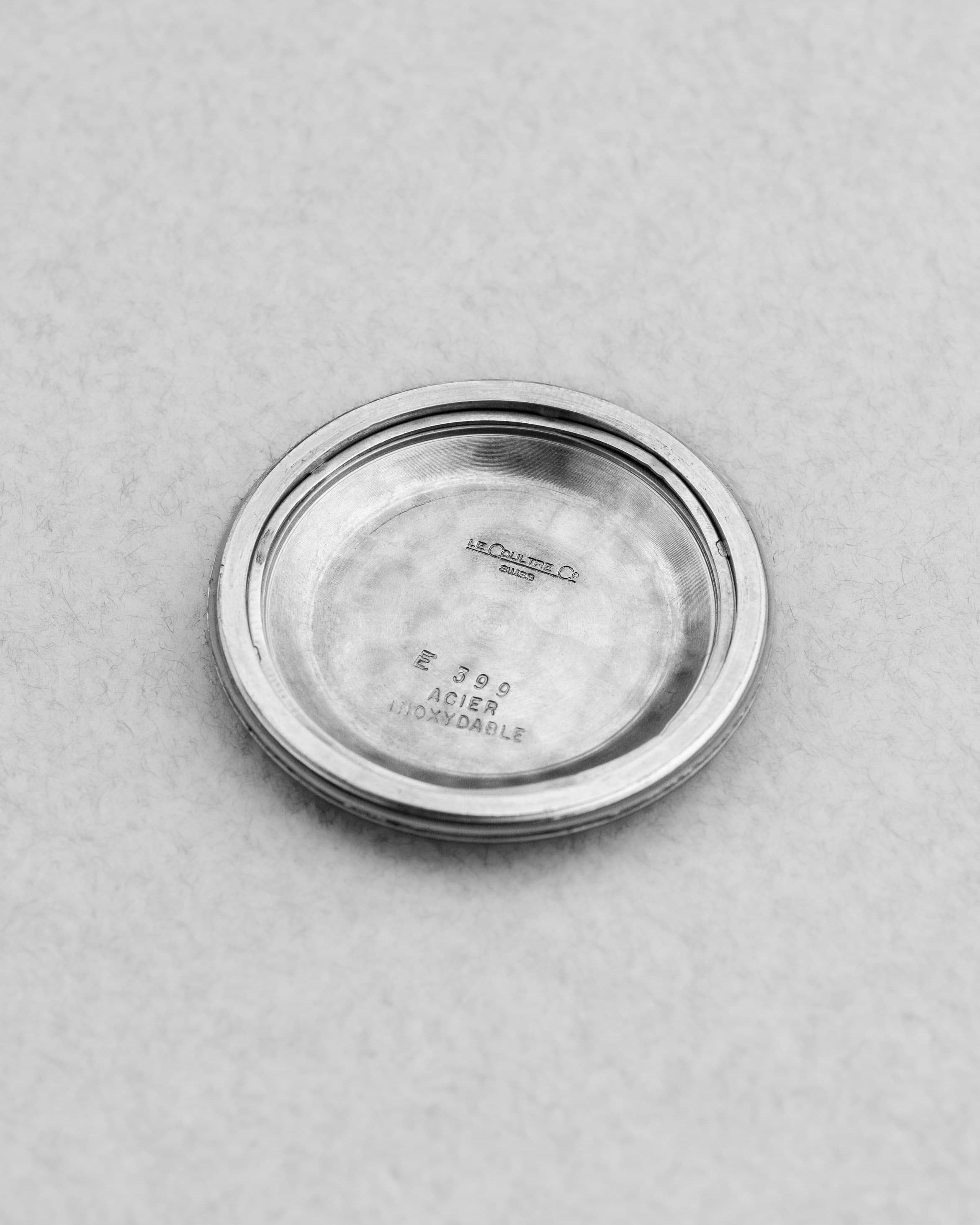 AY2Y-Yu Exceptionnelle Jaeger-LeCoultre Chronomètre Geomatic E399 en acier, circa 1962 – Jamais polie - Inside case back