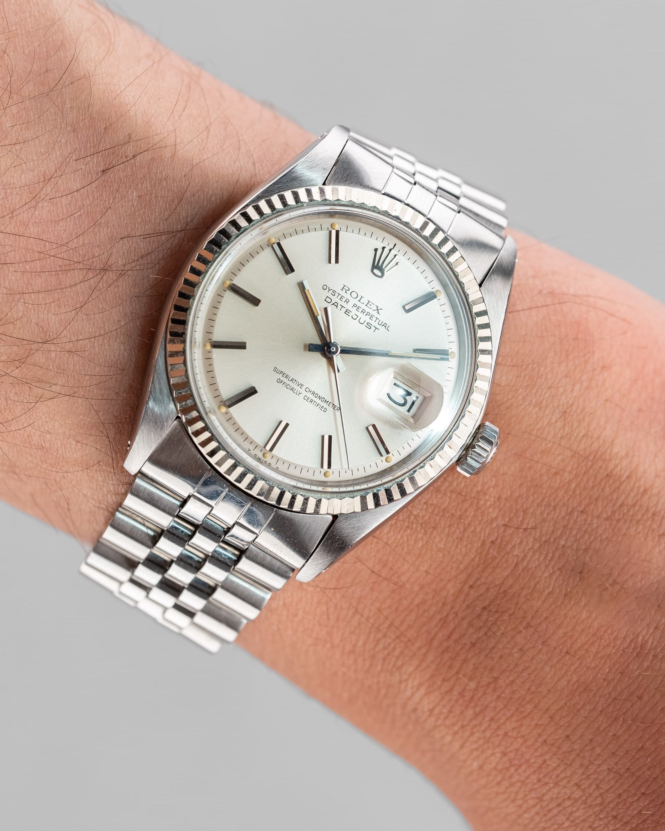 B8SG Rolex Datejust 1601 de 1971 – Superbe et Full Set - Wristshot