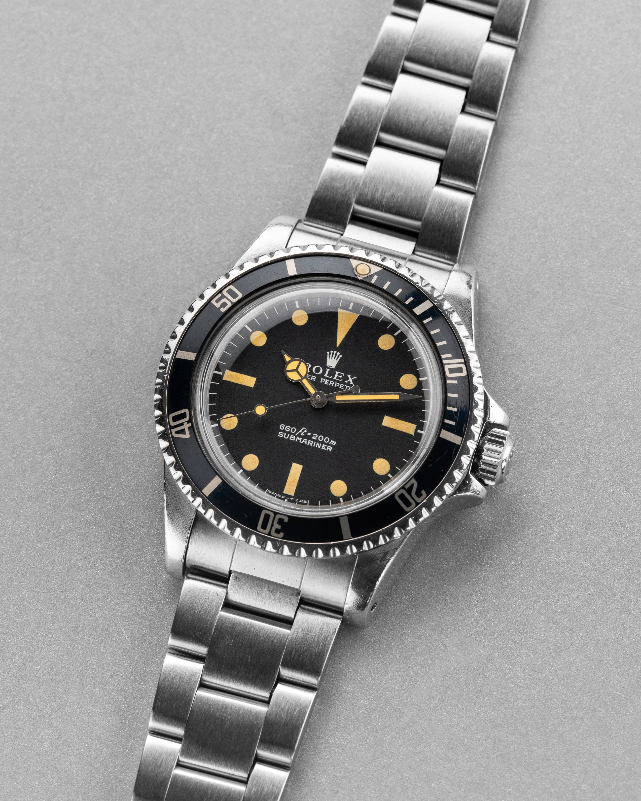 BFAV Rolex Submariner ref. 5513 «Non Serif Dial» del 1977-1978 - Tre quarti