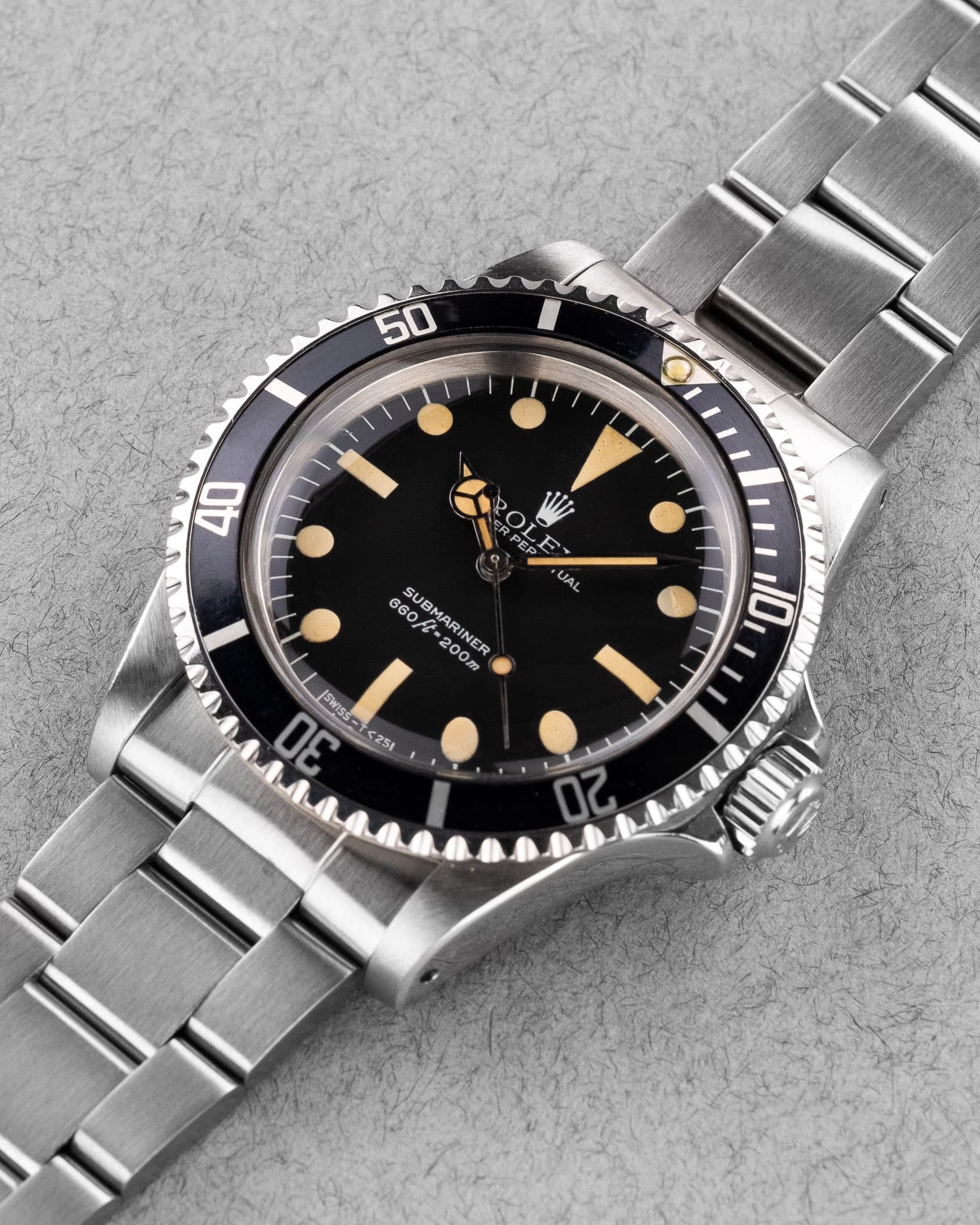 BHYE Exceptionnelle Rolex Submariner 5513 « Maxi Mark 3 » de 1979 - Three Quarters