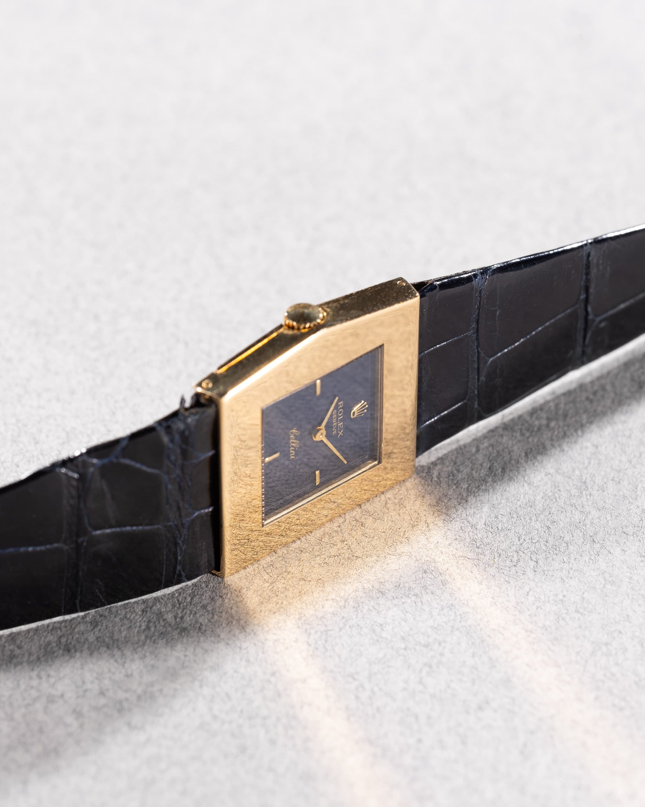 BSPW Superbe et Rare Rolex Cellini/Midas réf. 5072 en or jaune et cadran bleu de 1981 – 100% d'origine - Feature