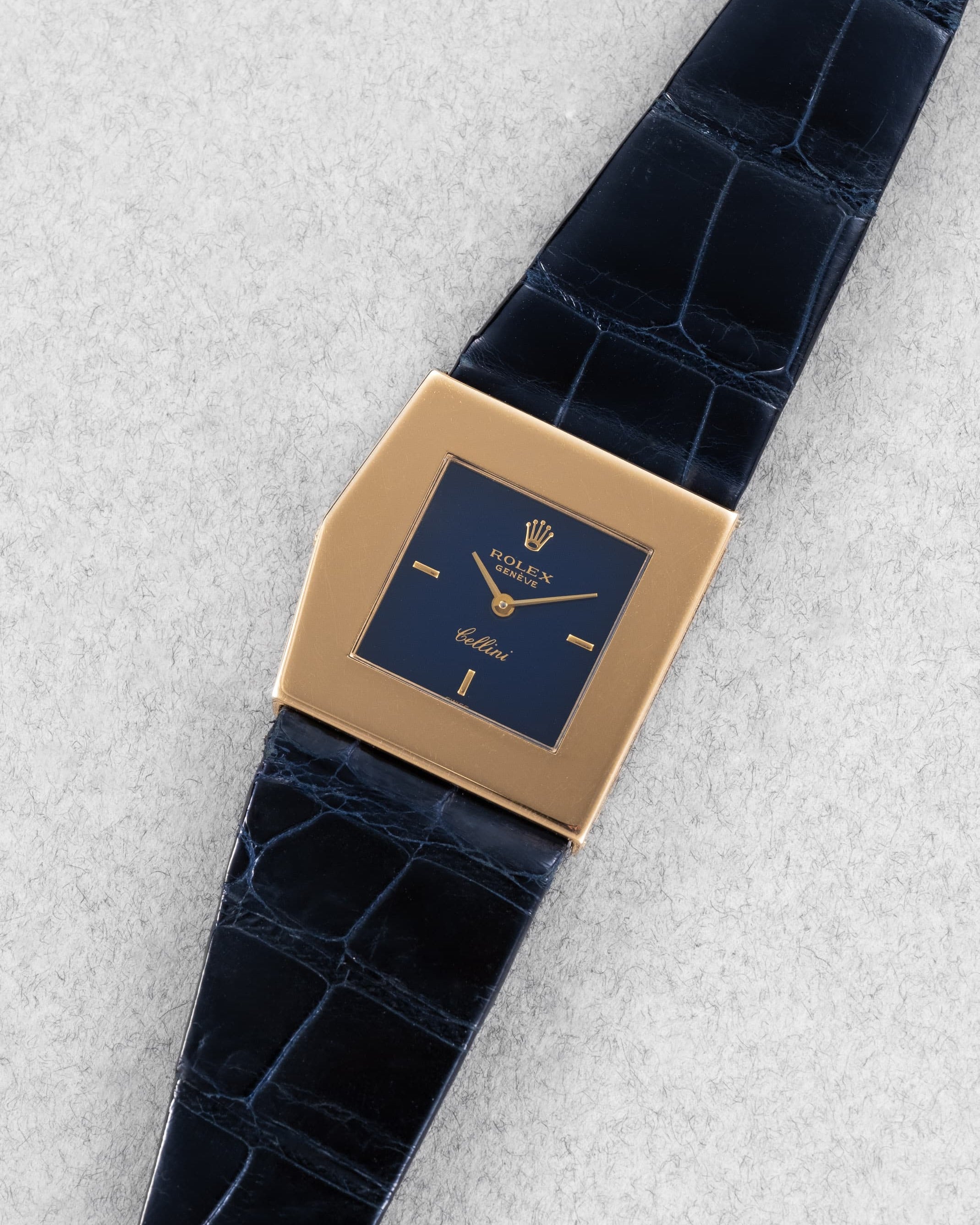 BSPW Superbe et Rare Rolex Cellini/Midas réf. 5072 en or jaune et cadran bleu de 1981 – 100% d'origine - Three Quarters