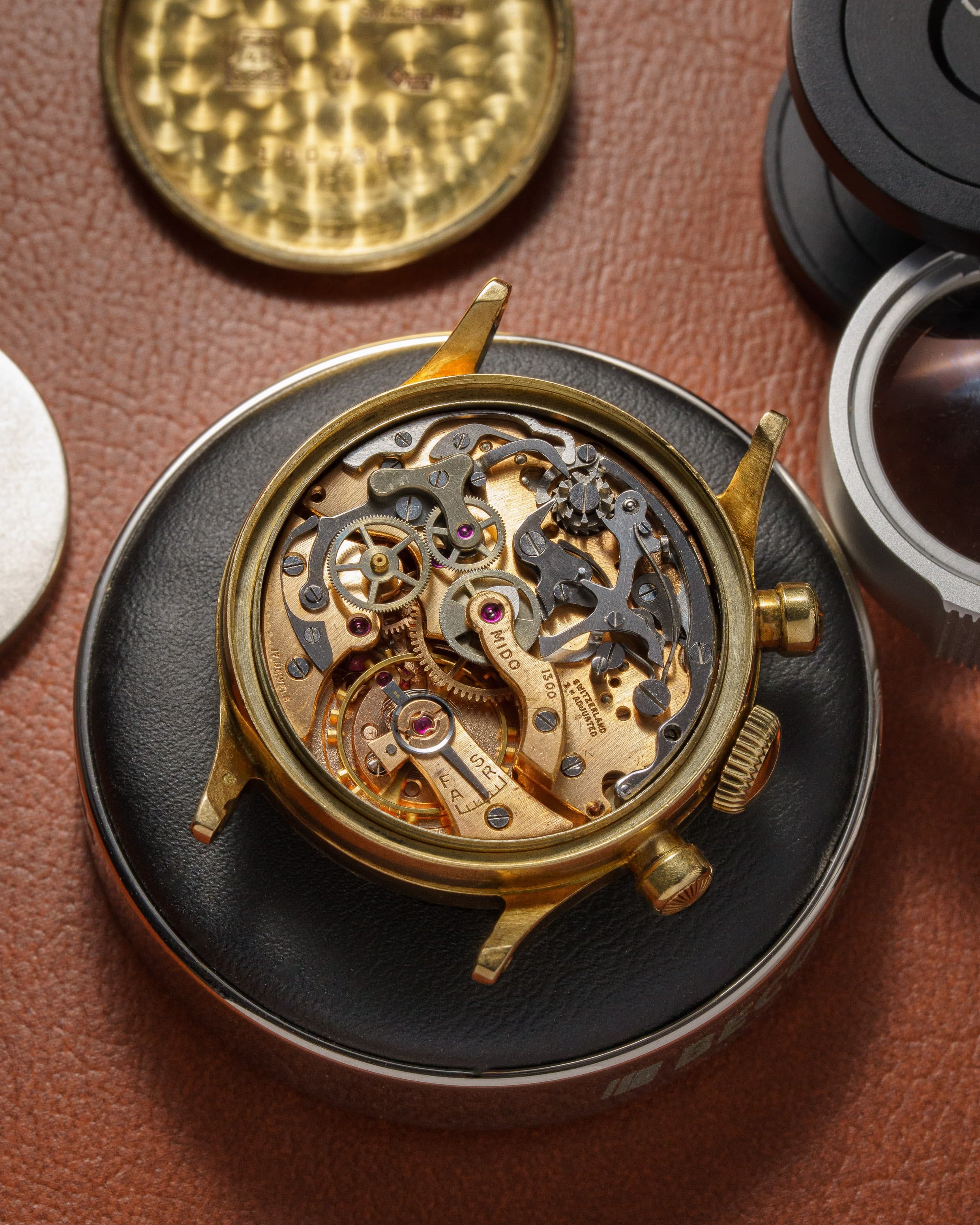 C9AB Rarissime Mido Multi-Centerchrono en or massif 14 carats, circa 1945 - Movement