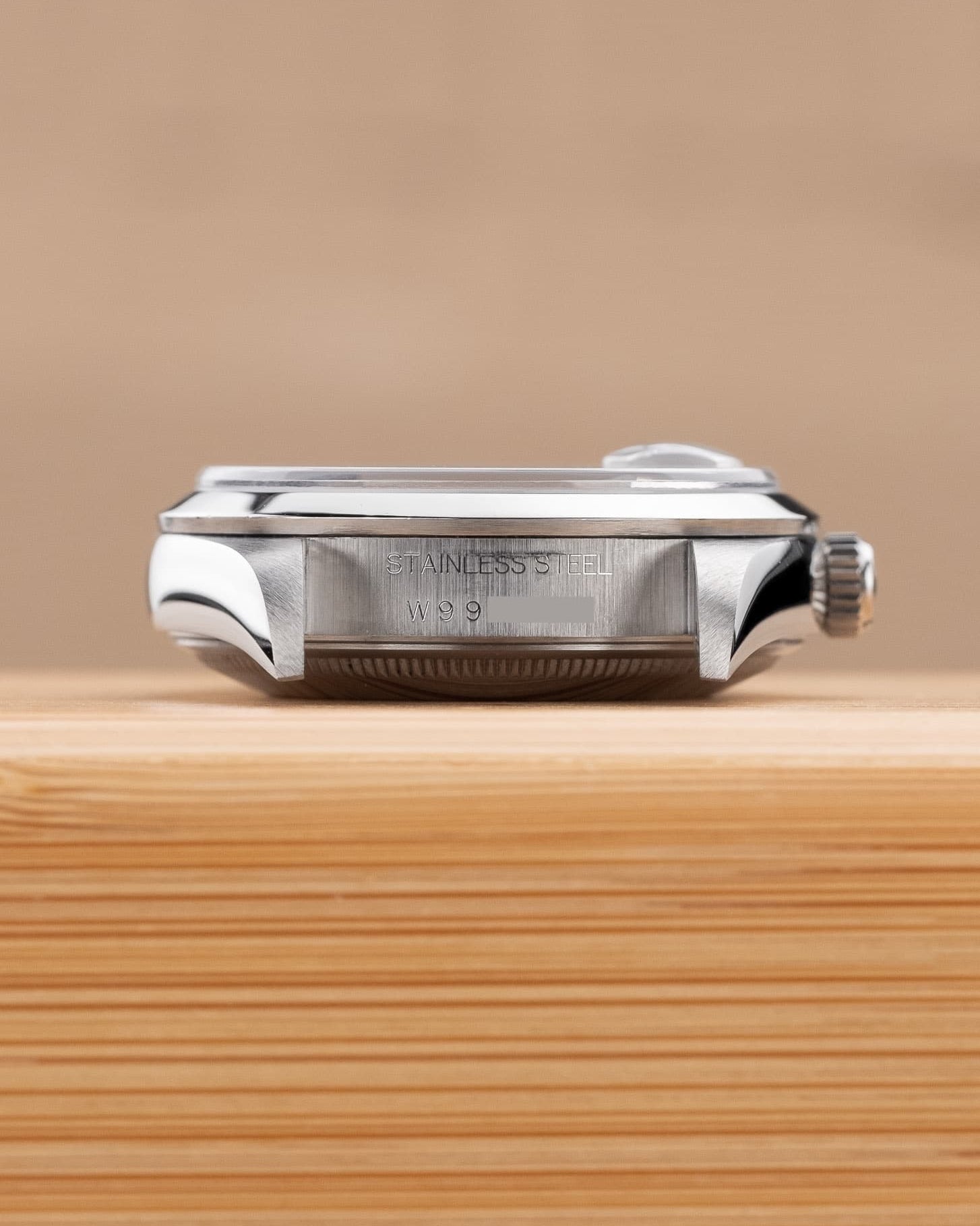 CYNX-5y Rolex Oyster Perpetual Date 15200 de 1995-1996 – Cadran bleu - Lugs - Serial