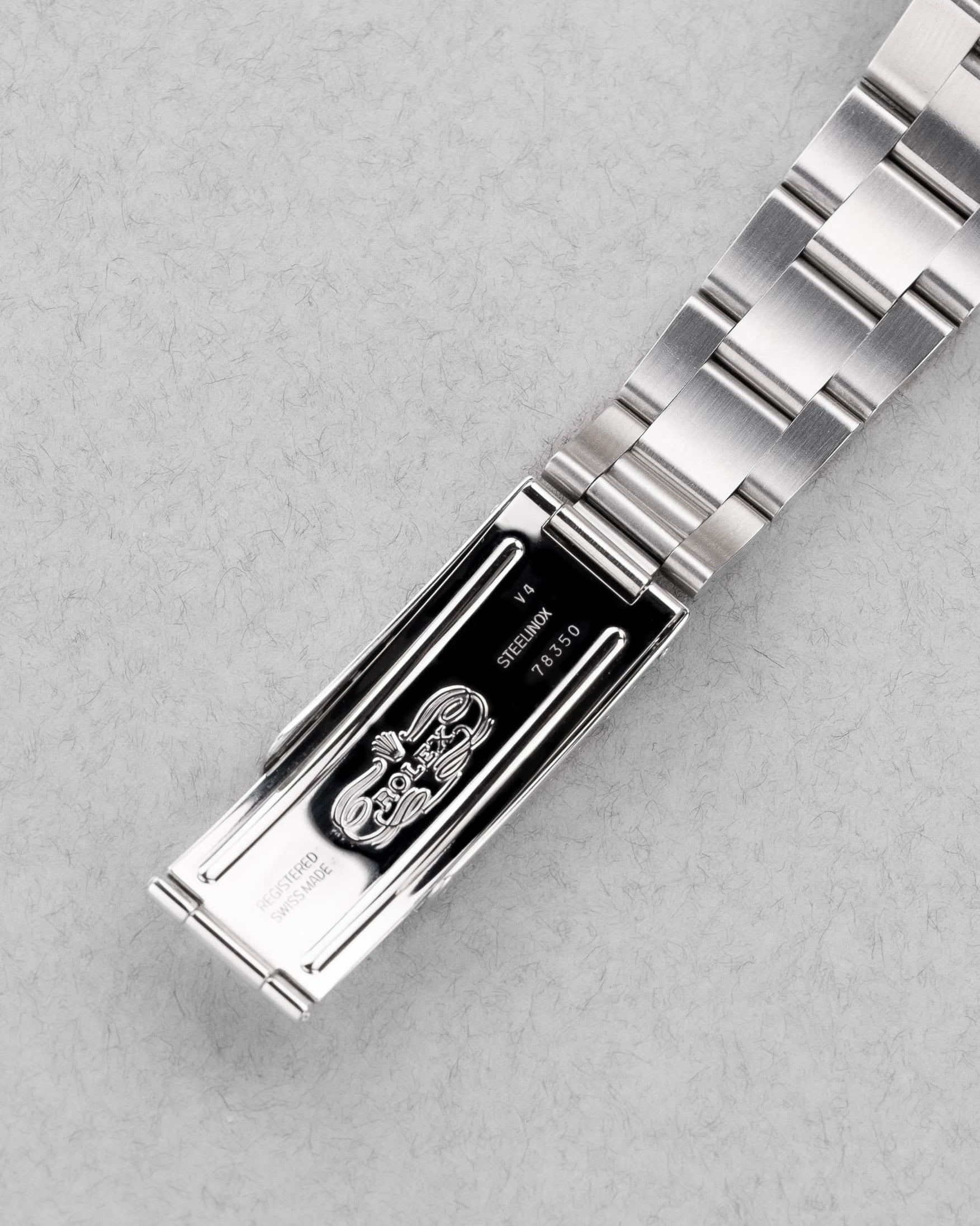 CYNX-by Rolex Oyster Perpetual Date 15200 de 1995-1996 – Cadran bleu - Buckle Inside