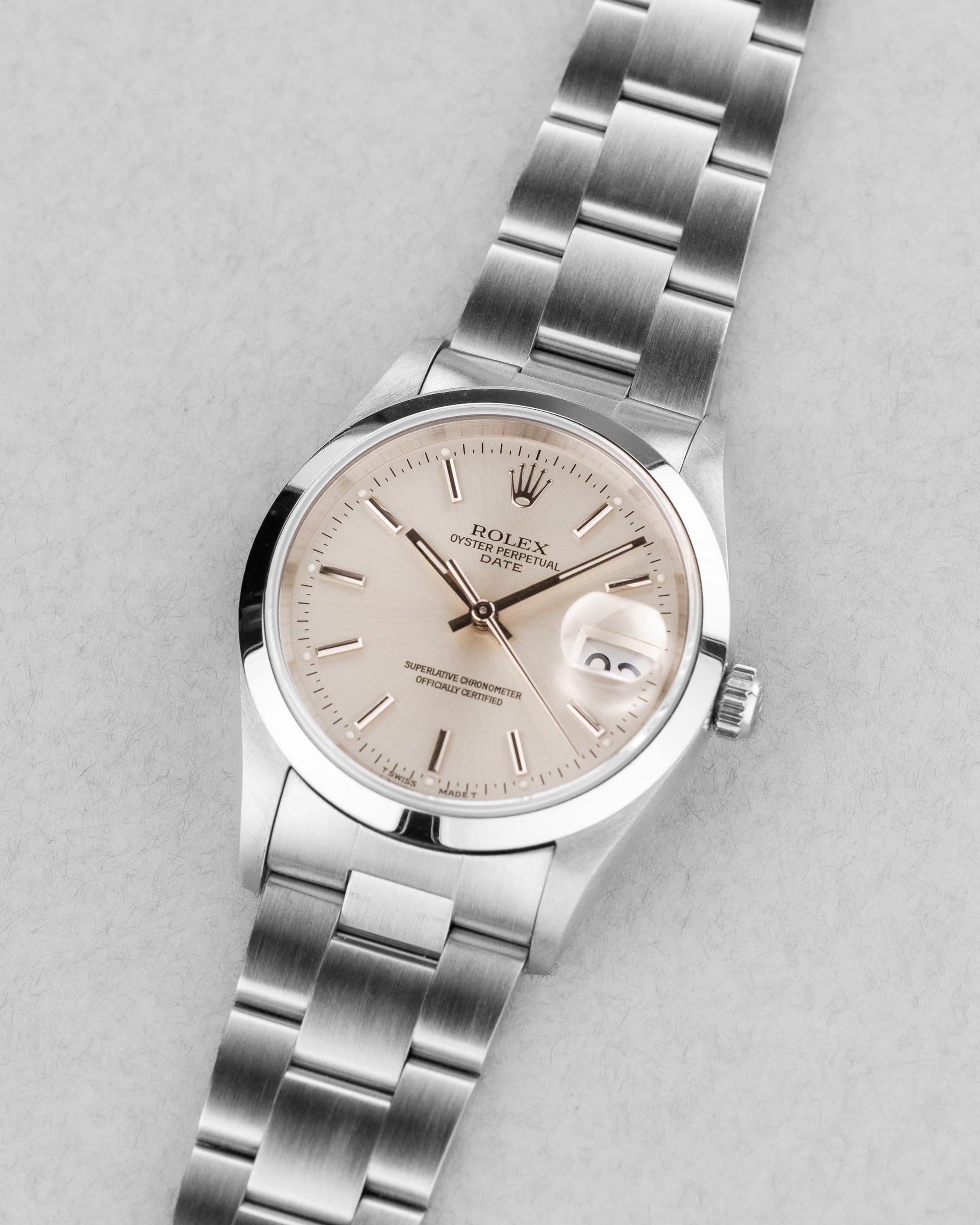 D5XS Rolex Oyster Perpetual Date réf. 15200 de 2000 – Cadran « Silver » - Three Quarters