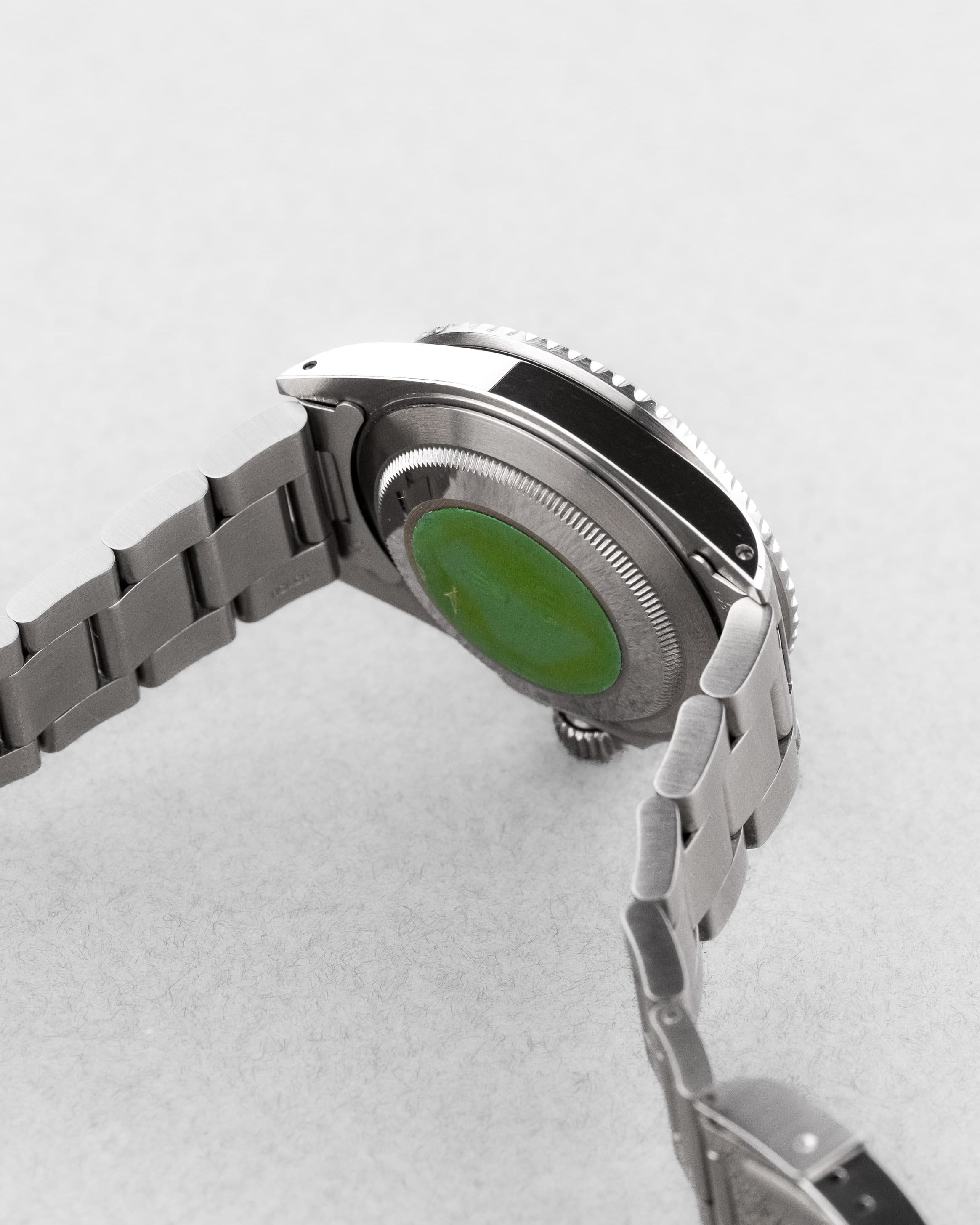 D81H-DL Rolex Submariner Date 16610 de 1989-1990 – Garantie d'origine, Excellent état et Patine tritium chaleureuse - Feature