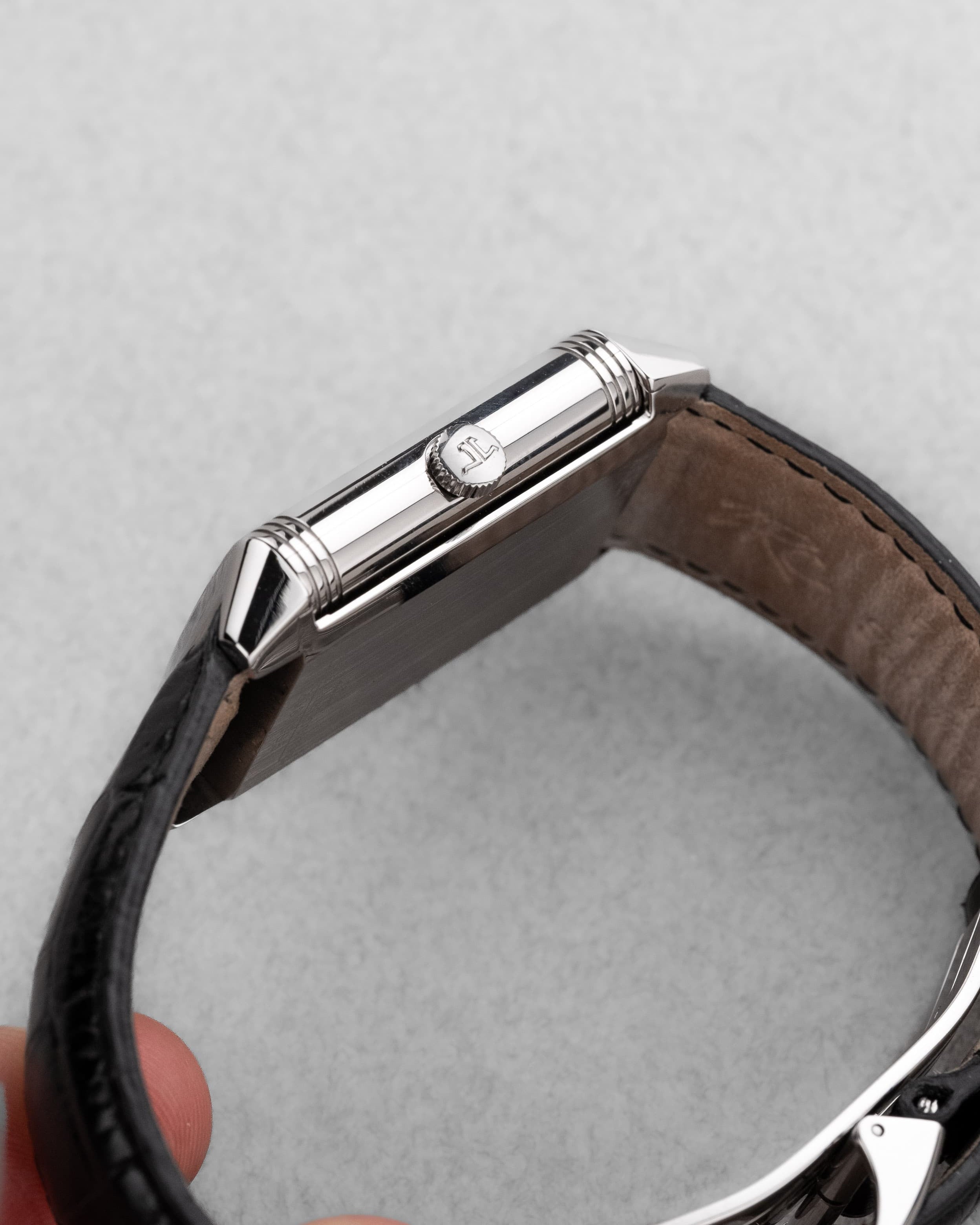 D9CS-0l Jaeger-LeCoultre Reverso « Grande Taille » en acier, réf. 270.8.62/Q2708410 - Right side