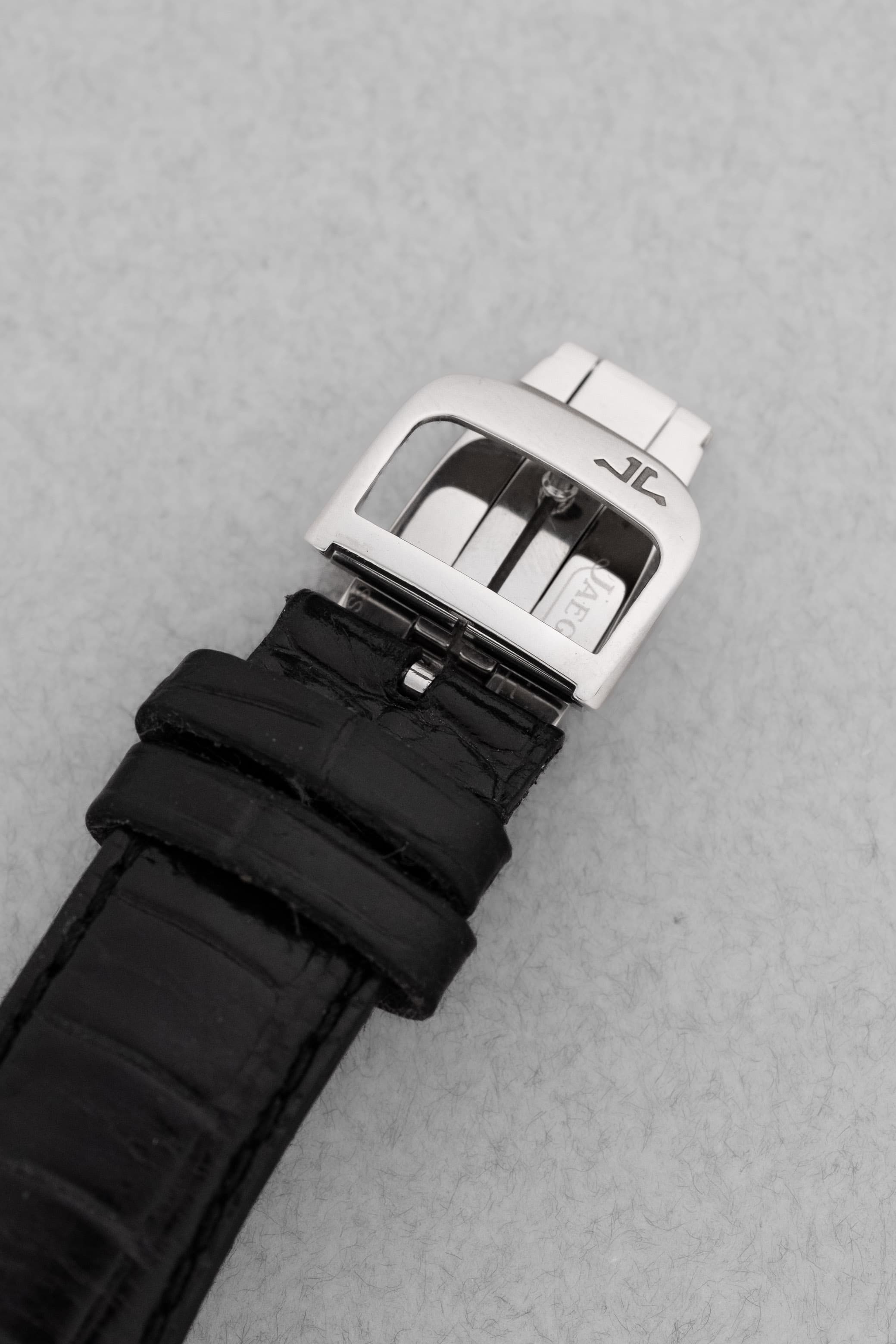 D9CS-Tl Jaeger-LeCoultre Reverso « Grande Taille » en acier, réf. 270.8.62/Q2708410 - Buckle Outside