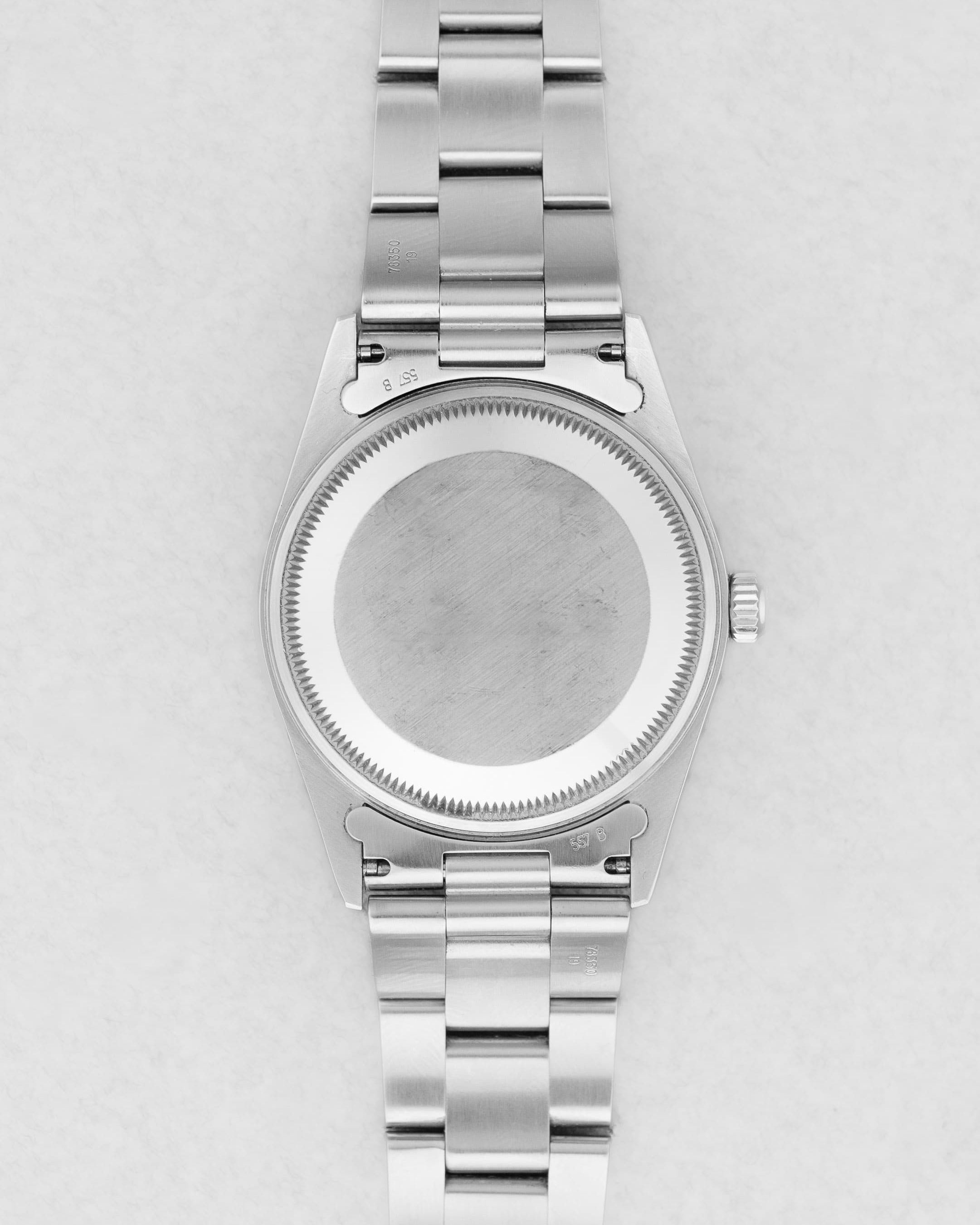 DT2Y Rolex Oyster Perpetual Date 15200 de 1999 – Cadran noir au tritium patiné - Back