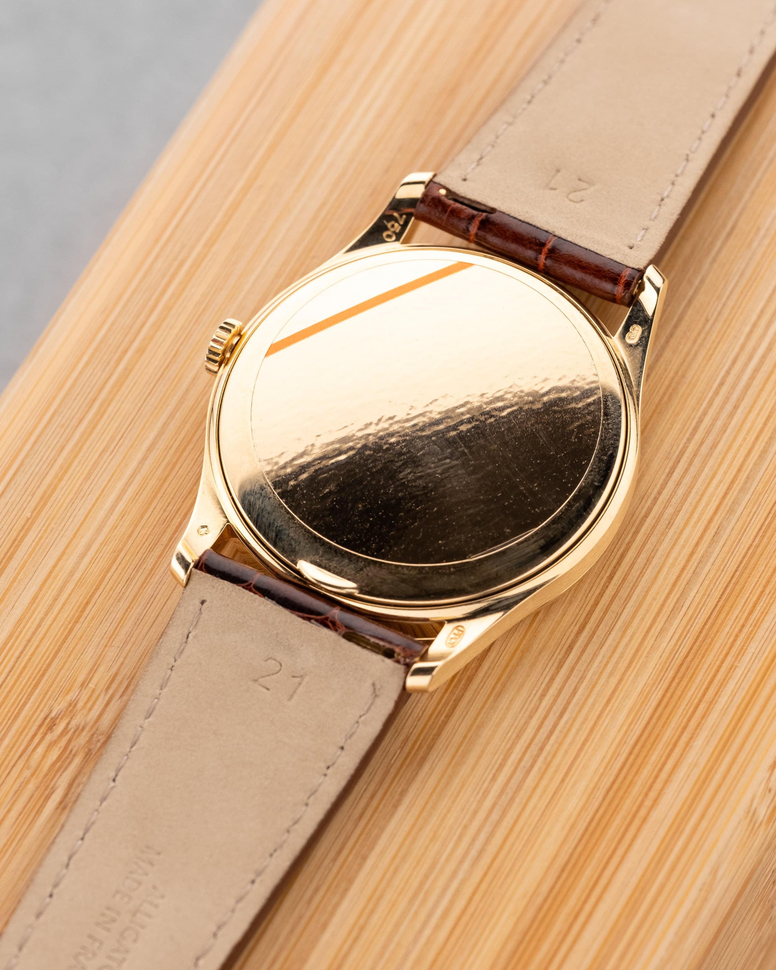 EBRH Élégante Patek Philippe Calatrava en or jaune, réf. 5196J de 2005-2006 – Parfait état - Back