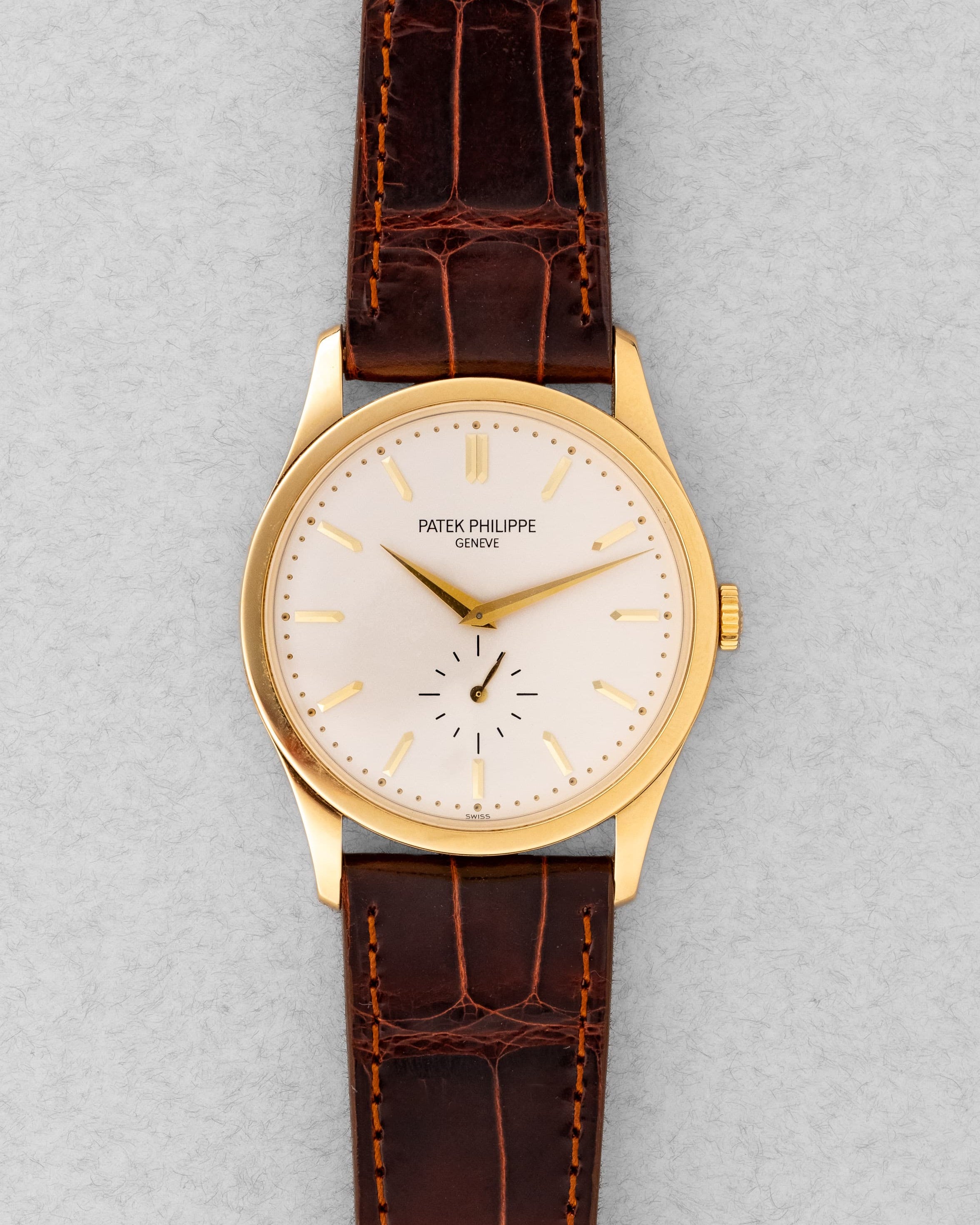EBRH Élégante Patek Philippe Calatrava en or jaune, réf. 5196J de 2005-2006 – Parfait état - Front