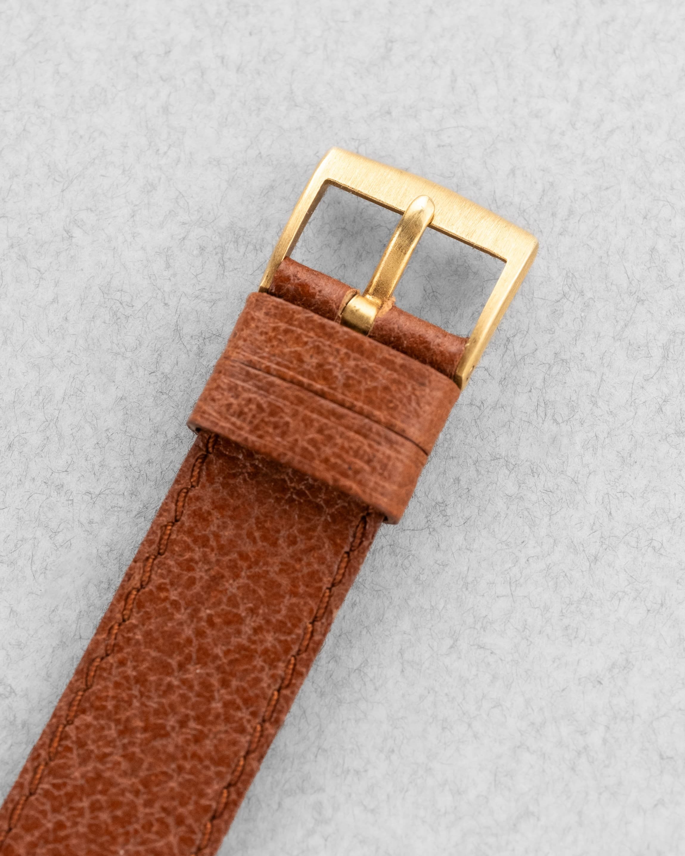 FDV3-4H Vacheron Constantin Automatique Extra-Plate « Patrimony/Calatrava » réf. 7409 en or jaune, circa 1970 – N.O.S. - Buckle Outside