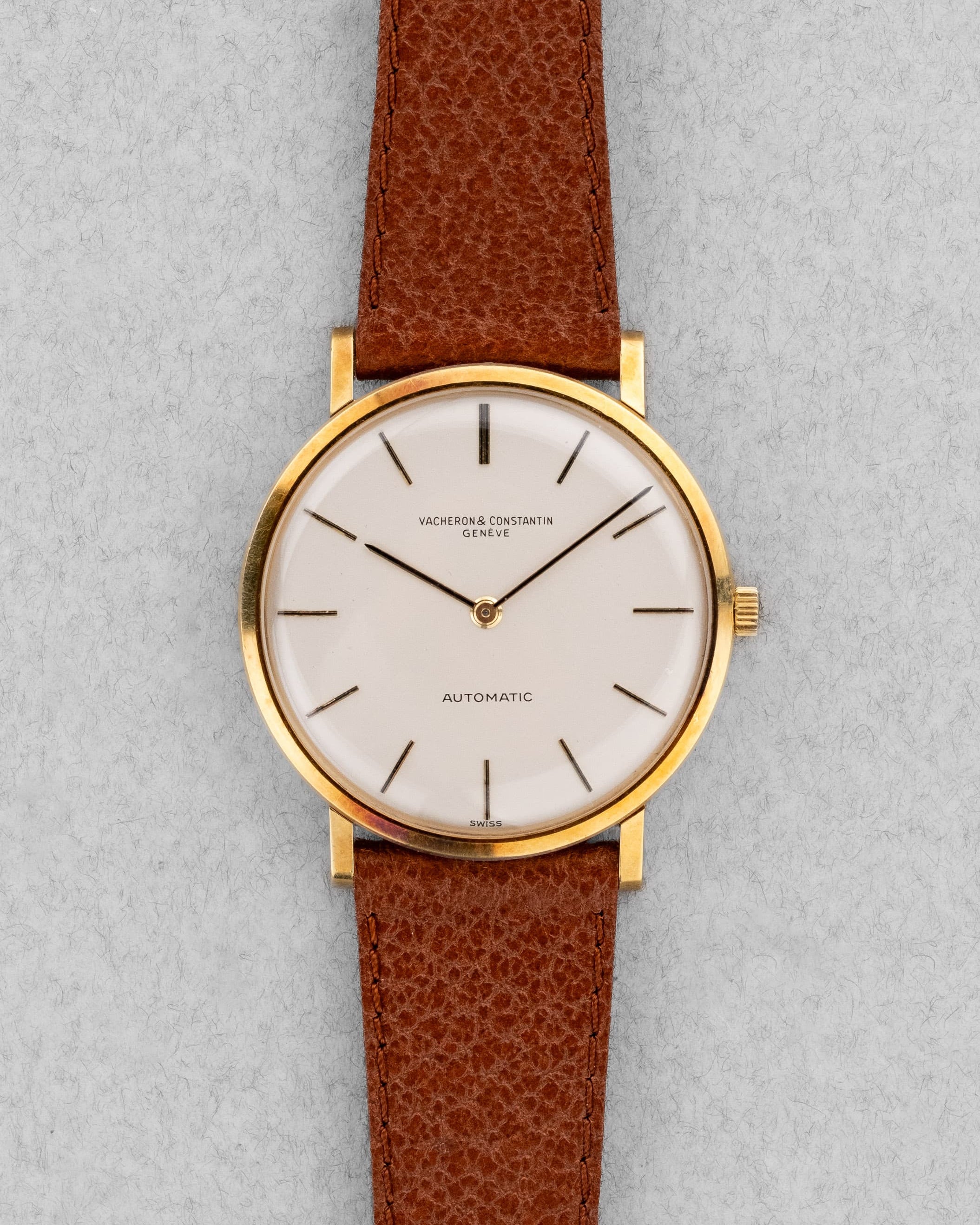 FDV3-e3 Vacheron Constantin Automatique Extra-Plate « Patrimony/Calatrava » réf. 7409 en or jaune, circa 1970 – N.O.S. - Front