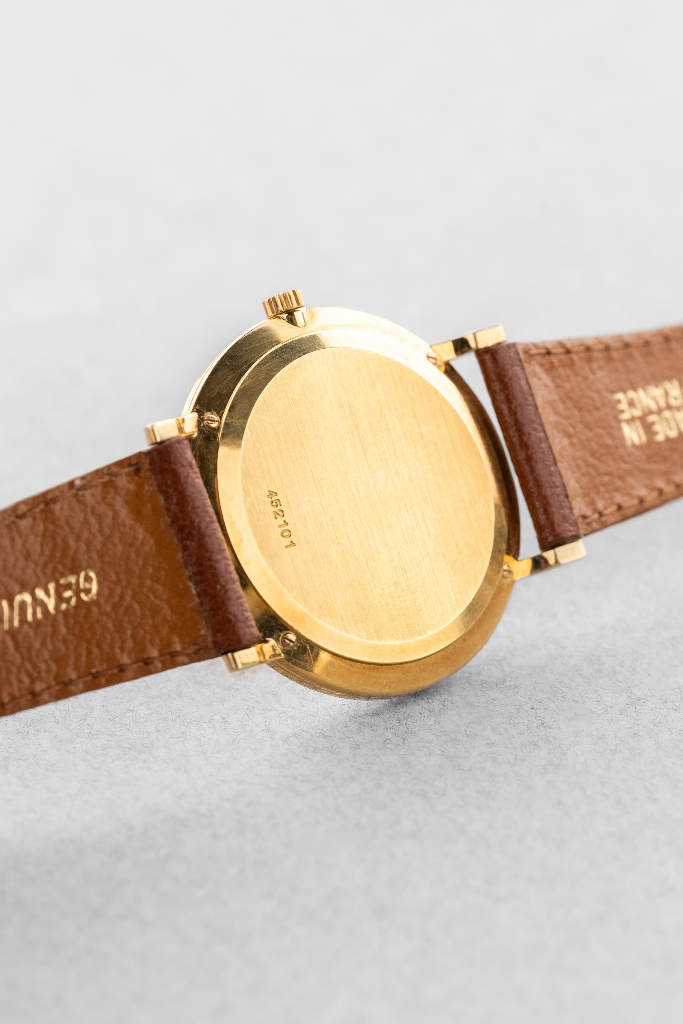 FDV3-sD Vacheron Constantin Automatique Extra-Plate « Patrimony/Calatrava » réf. 7409 en or jaune, circa 1970 – N.O.S. - Back