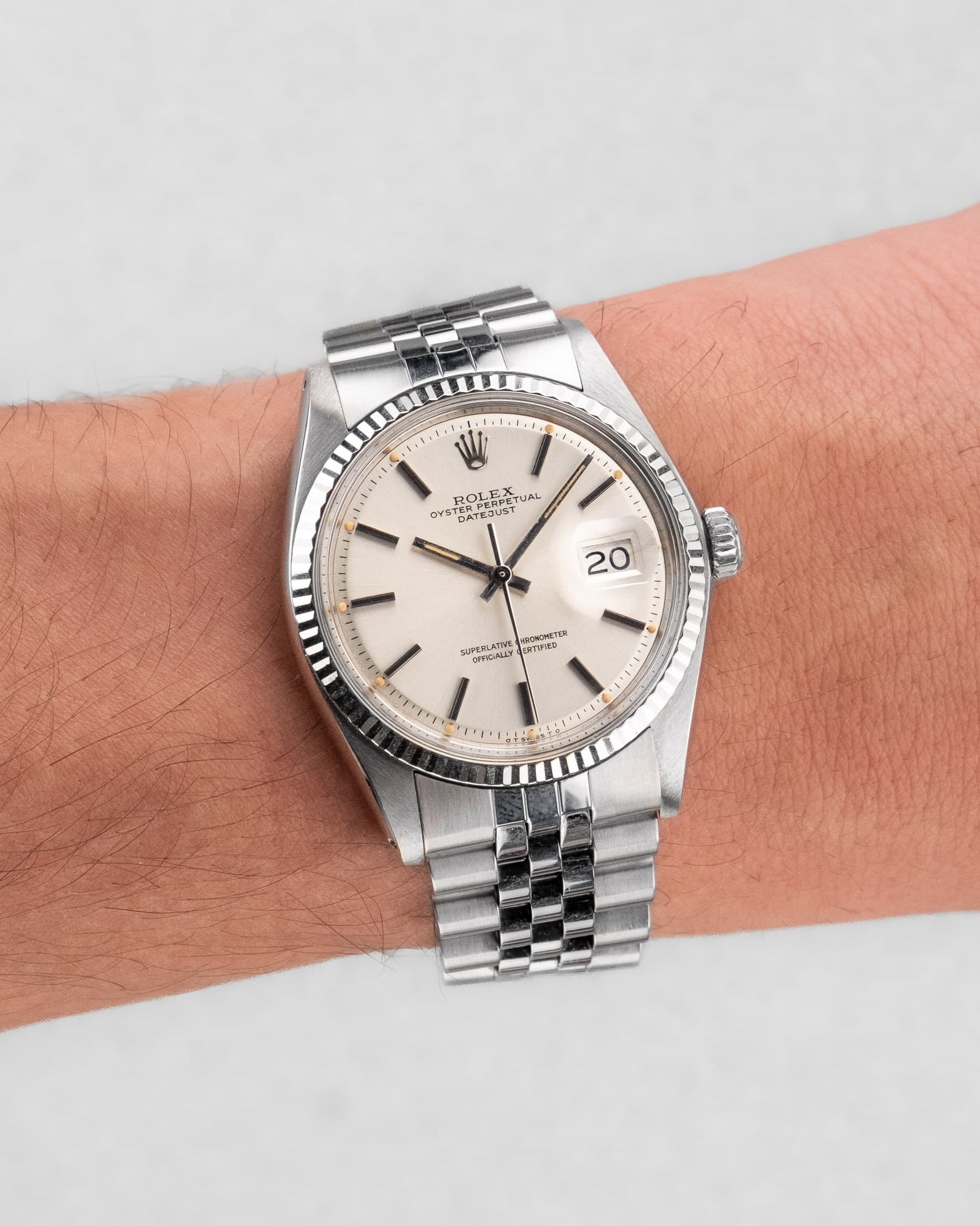 FEXJ Rolex Datejust réf. 1601 en acier de 1978 – Cadran « Silver Sigma » - Wristshot
