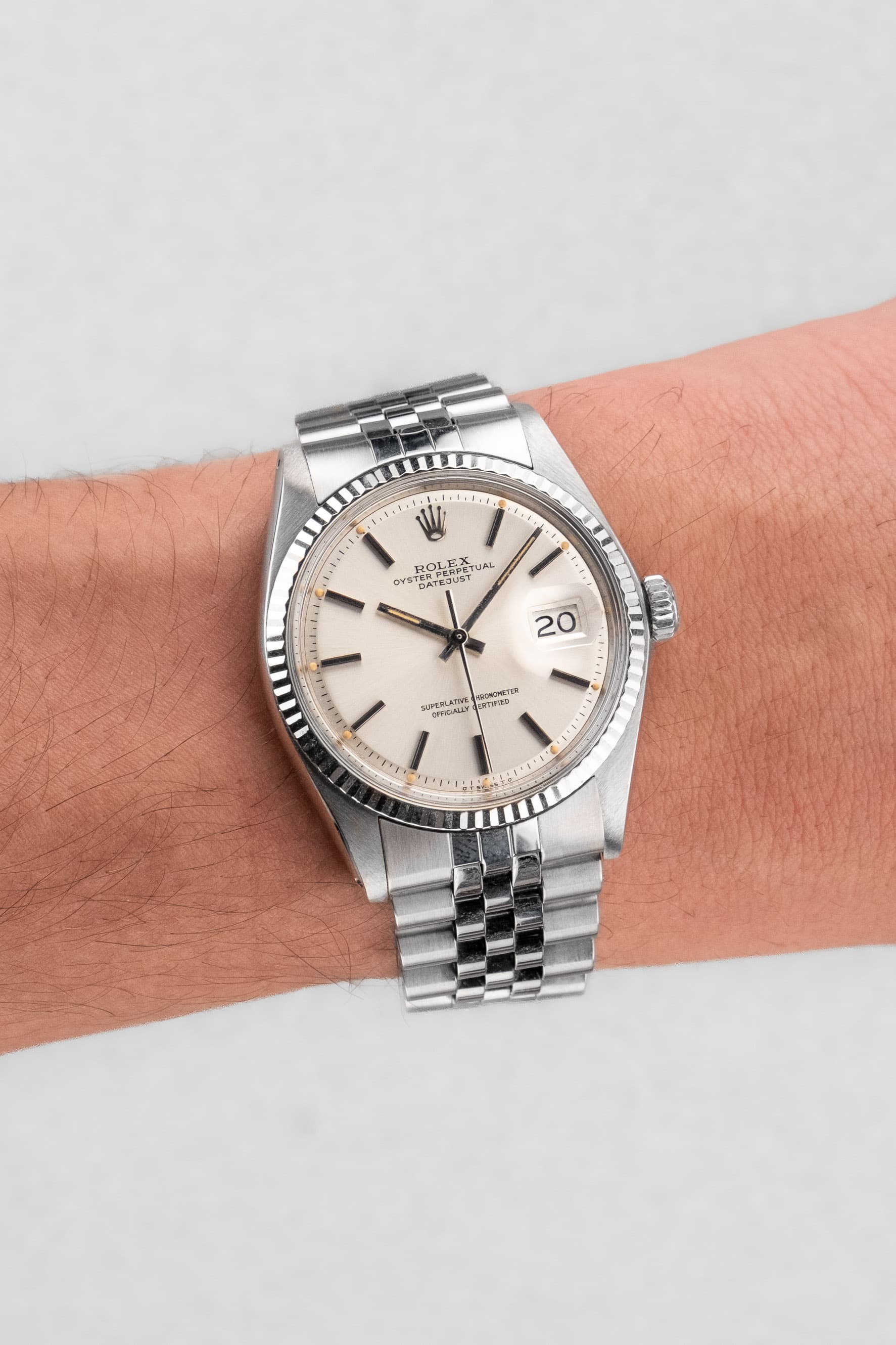 FEXJ Rolex Datejust réf. 1601 en acier de 1978 – Cadran « Silver Sigma » - Wristshot