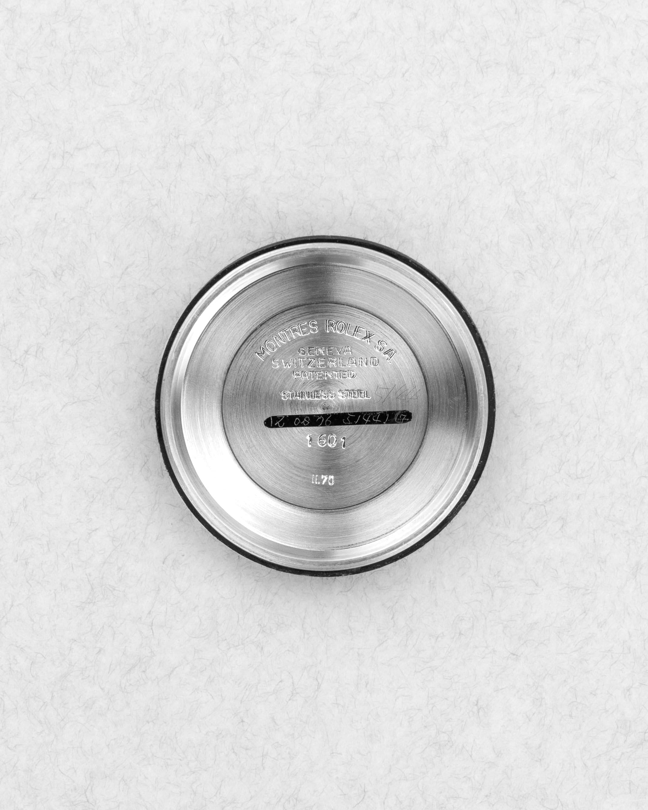 FJGH Rolex Datejust réf. 1601 en acier de 1970 – Cadran « Silver Wide Boy » - Inside case back