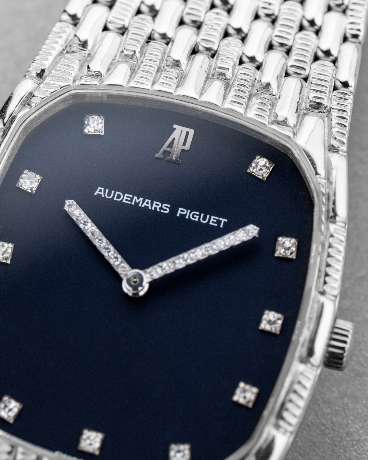 FKRS Audemars Piguet «Mini Cobra» ref. 14585BC из белого золота с бриллиантами, circa 1991 - Циферблат