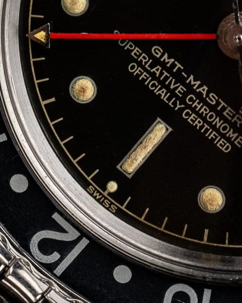 FXBP Rolex GMT-Master 1675 Gilt PCG/Cornino Exclamation Point Chapter Ring de 1963 - Feature