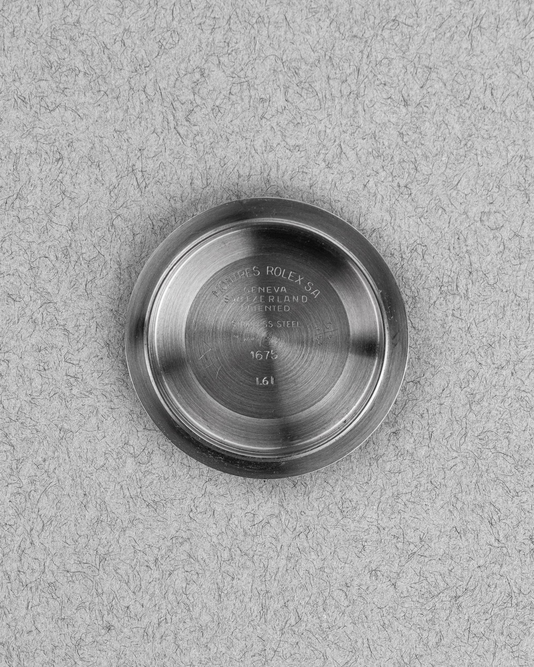 FXBP Rolex GMT-Master 1675 Gilt PCG/Cornino Exclamation Point Chapter Ring de 1963 - Inside case back